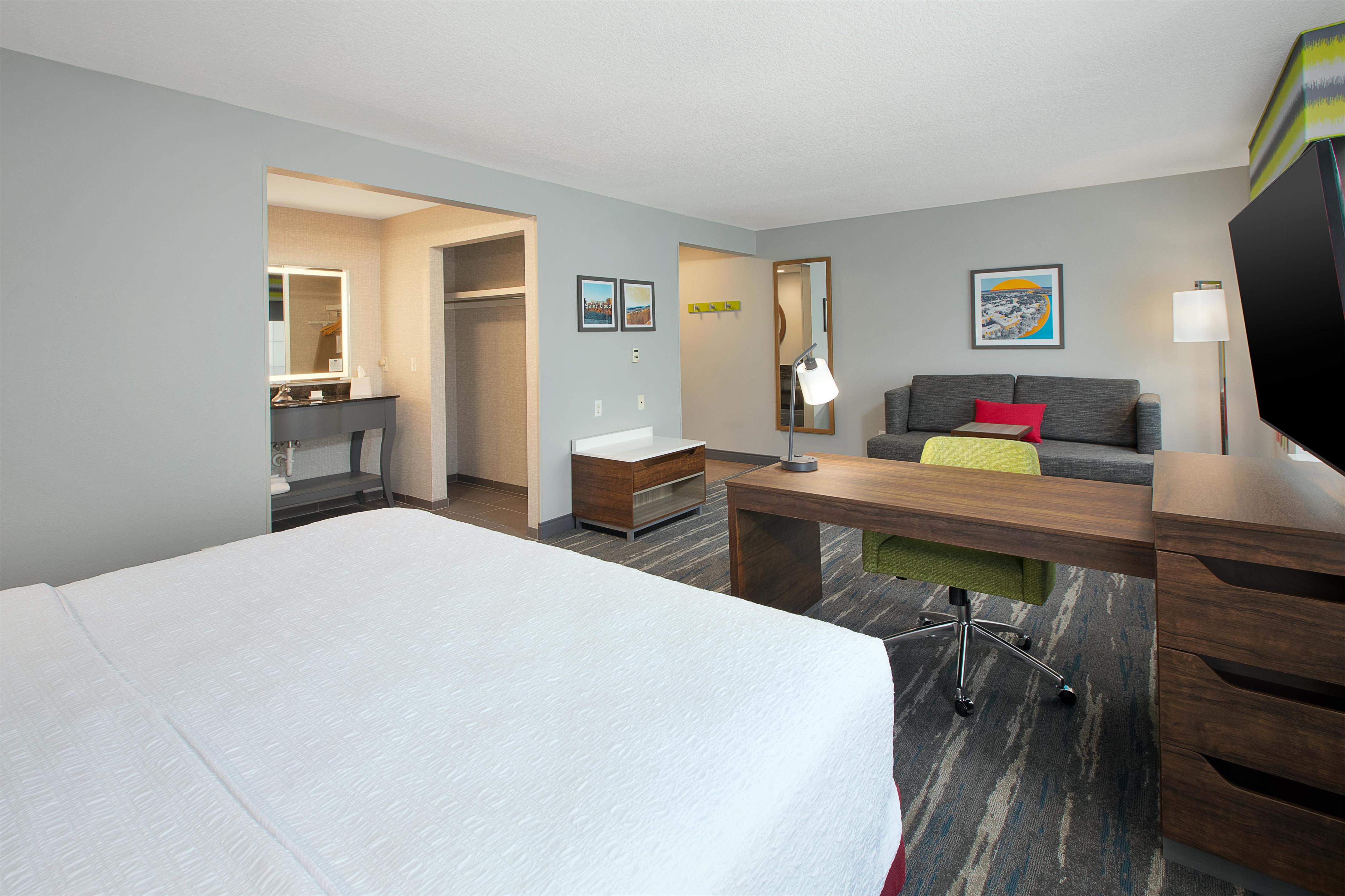 Guest room