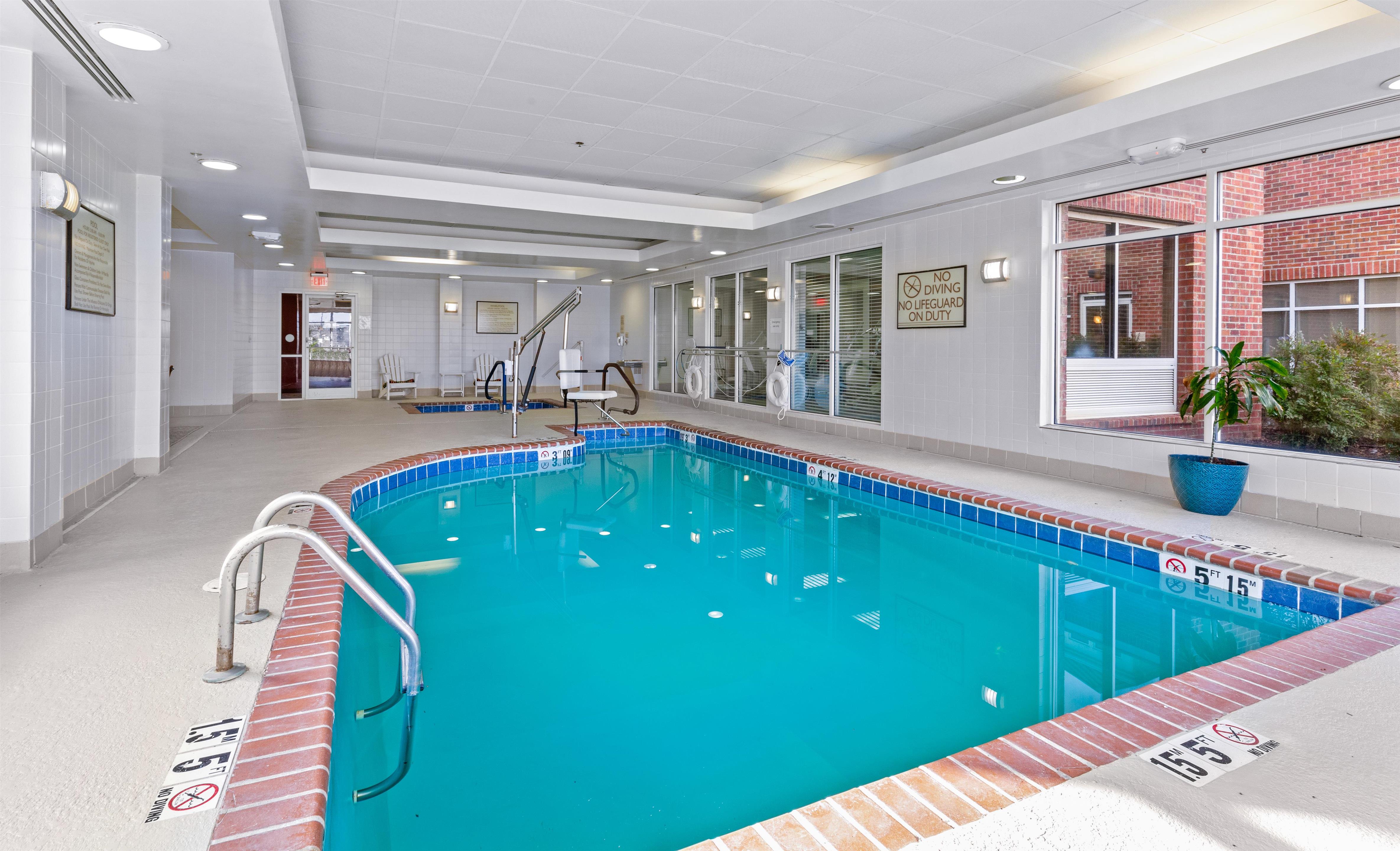 Pool | Hilton Garden Inn Starkville