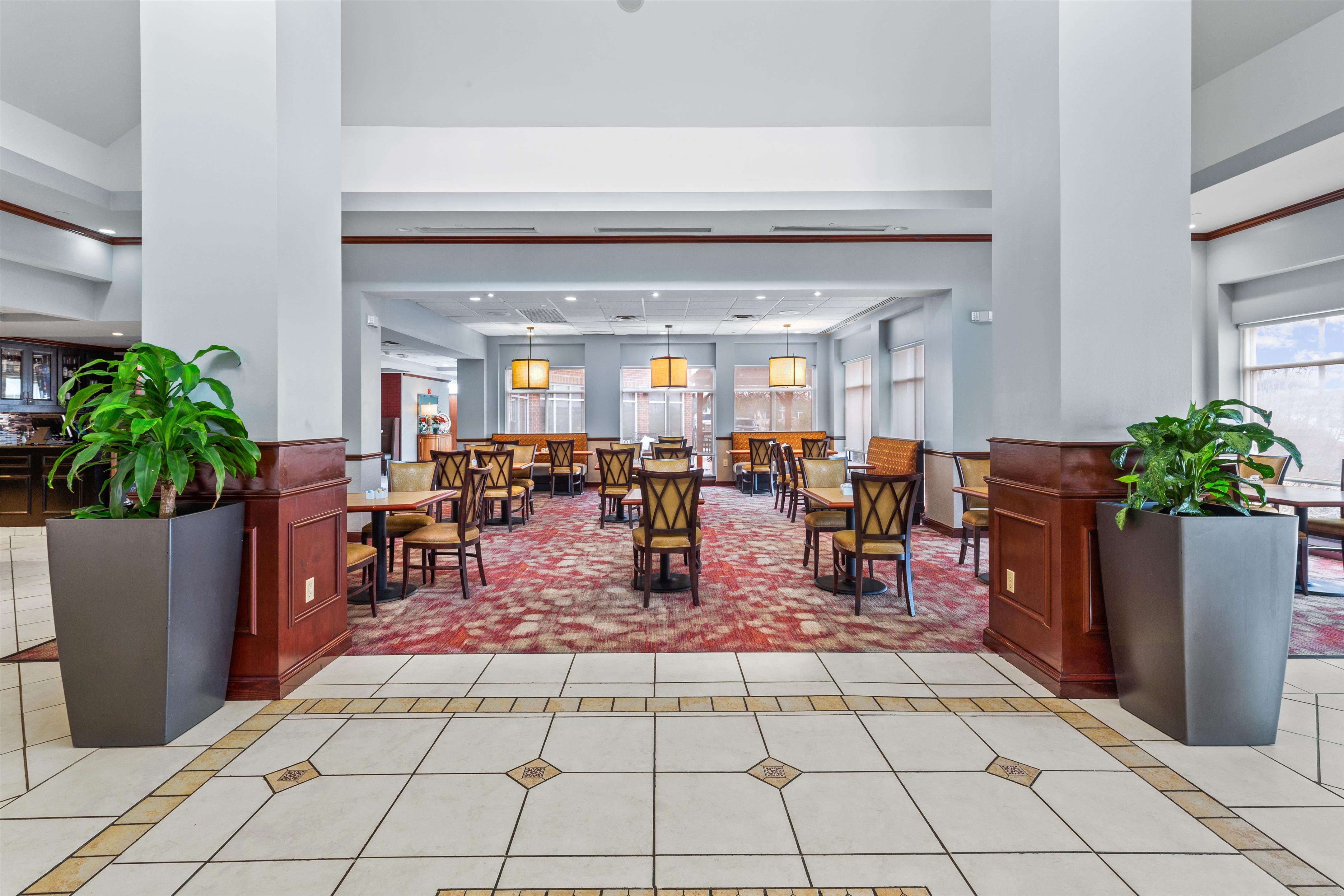 Restaurant | Hilton Garden Inn Starkville