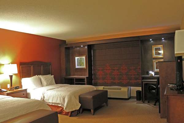  - Hampton Inn & Suites South St Louis - I-55, Exit 195