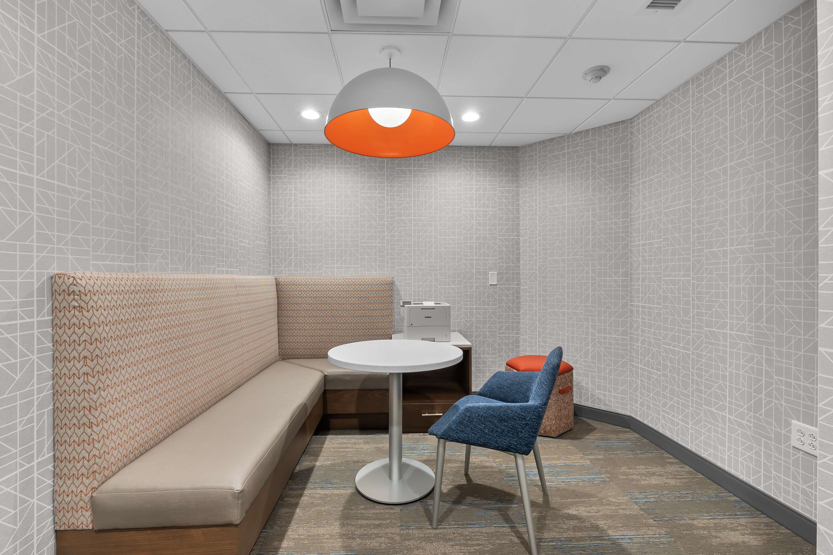 Business Center | Hampton Inn & Suites St. Louis/South I-55