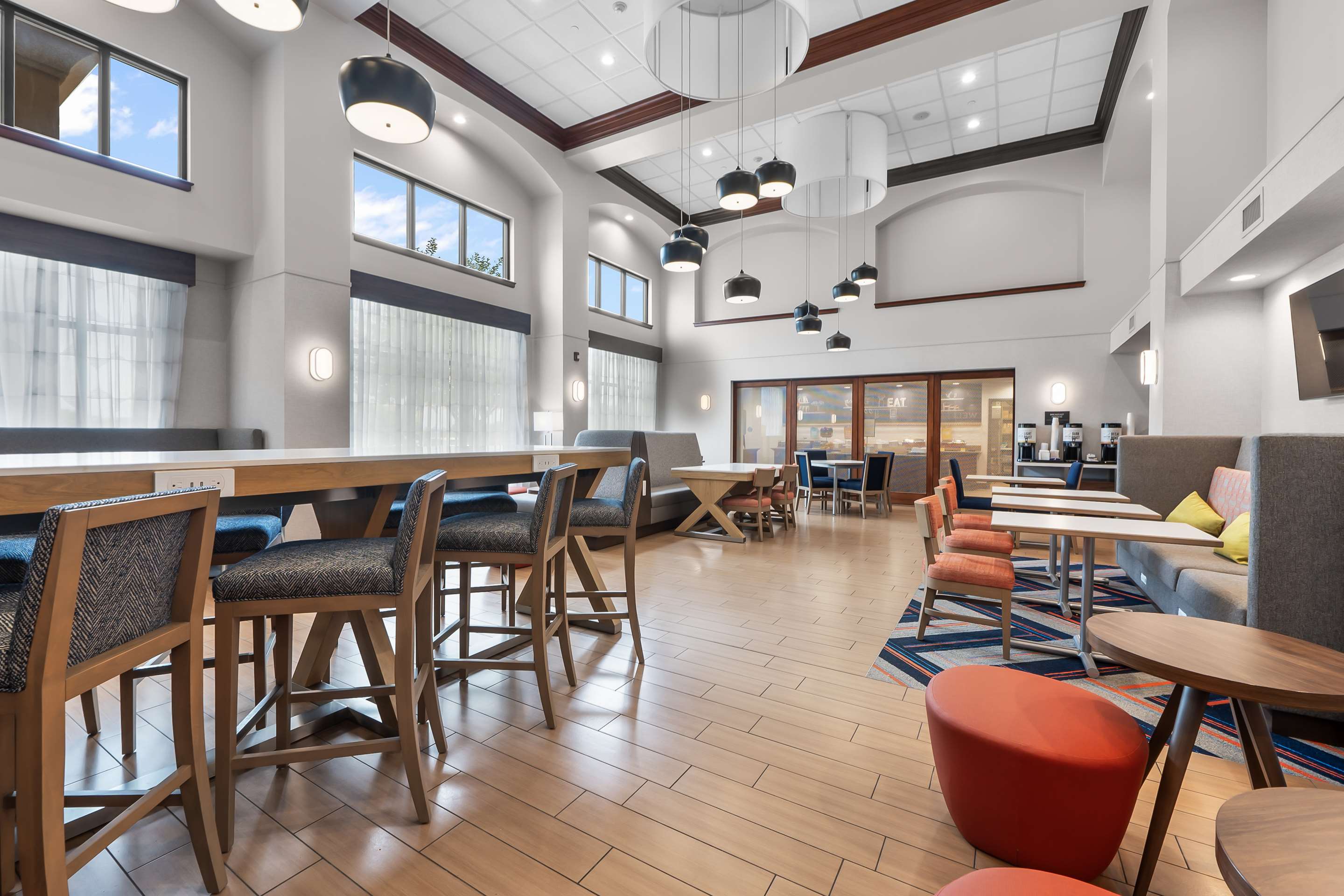 Lobby | Hampton Inn & Suites St. Louis/South I-55