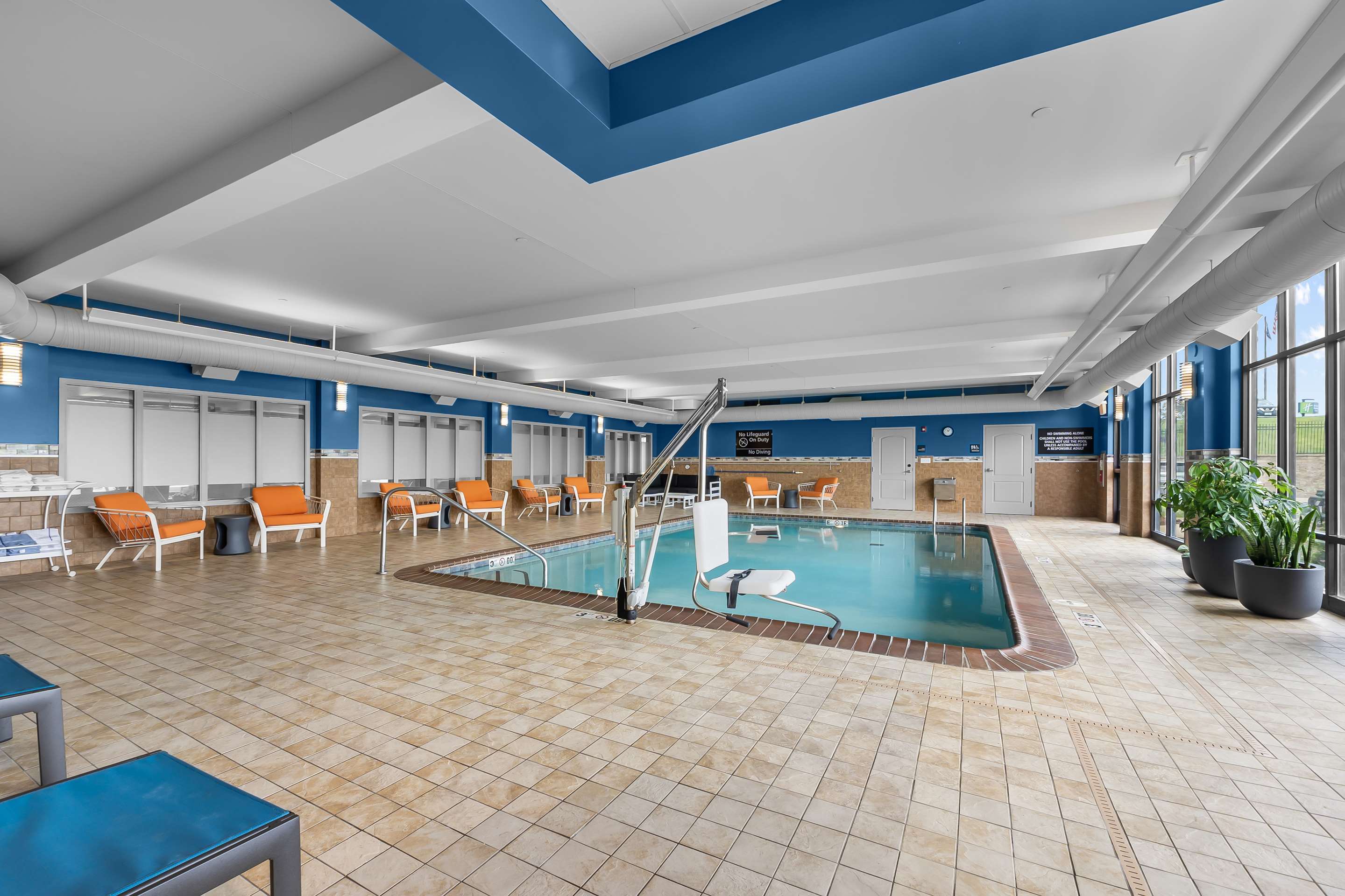 Pool | Hampton Inn & Suites St. Louis/South I-55