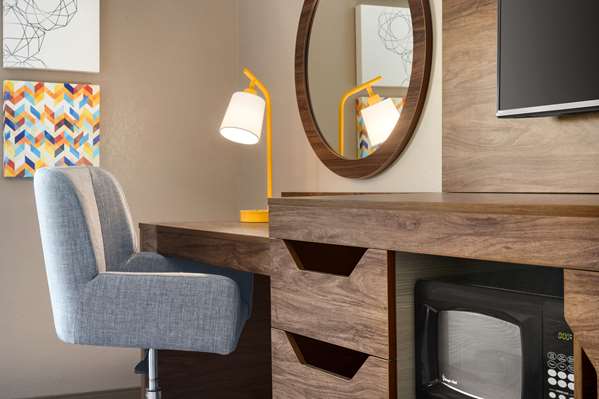  - Hampton Inn Columbia