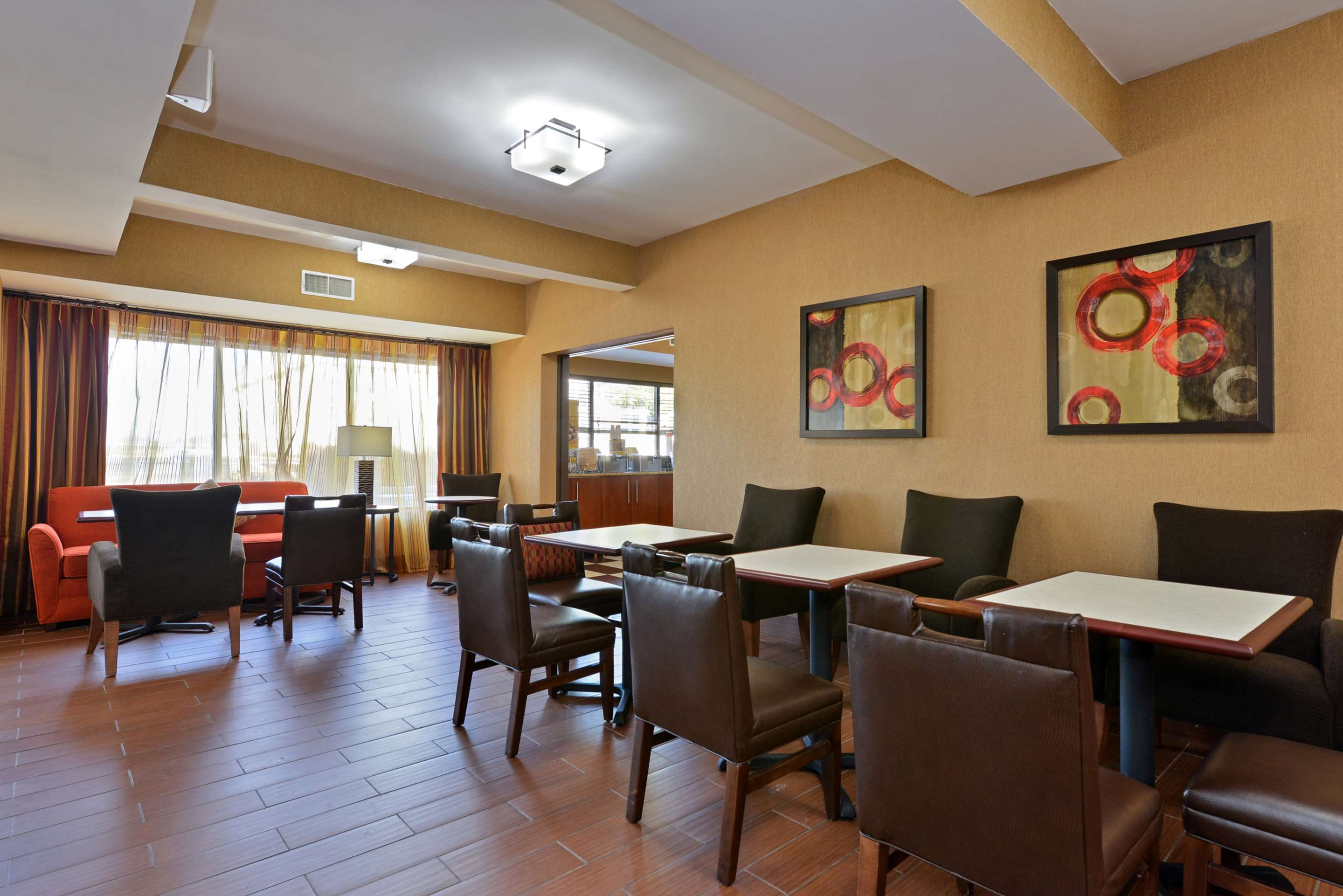 Restaurant | Hampton Inn Collinsville
