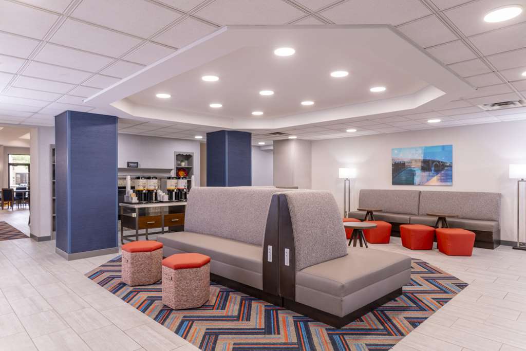 Hampton Inn & Stes St Louis