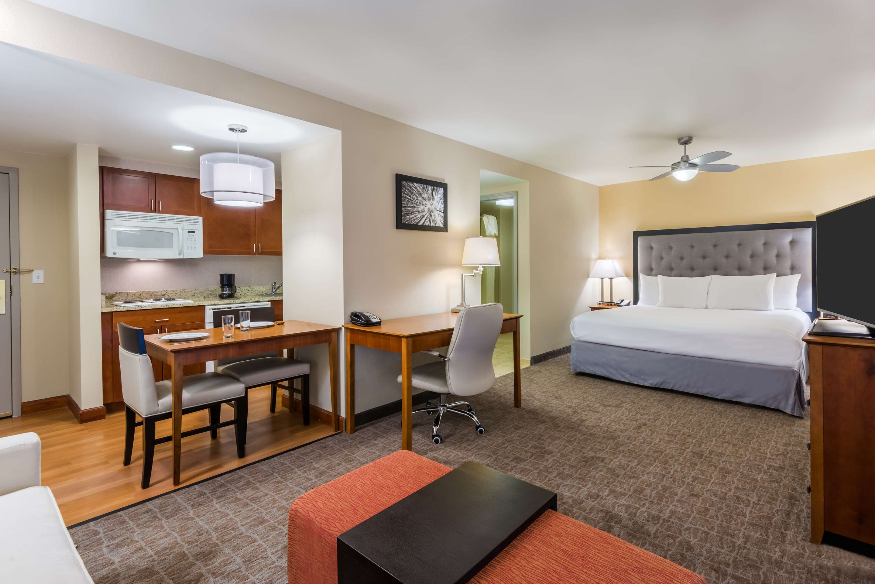 Guest room