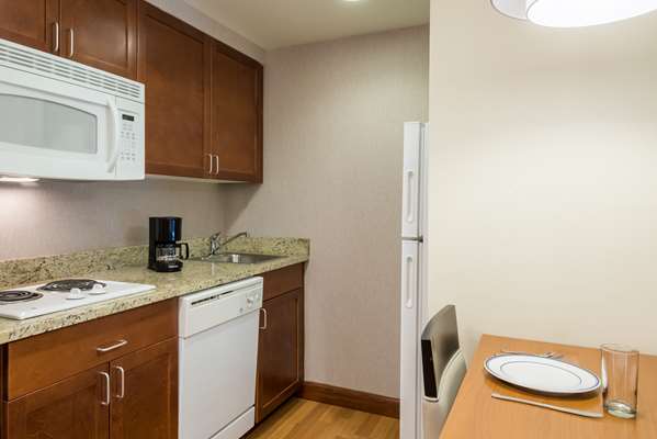  - Homewood Suites by Hilton Riverport Maryland Heights - I-70, Exit 231A