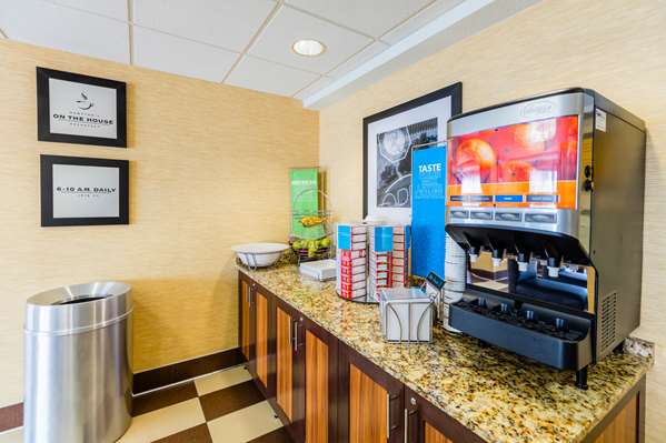 Amenities - Hampton Inn St Charles - I-70, Exit 225