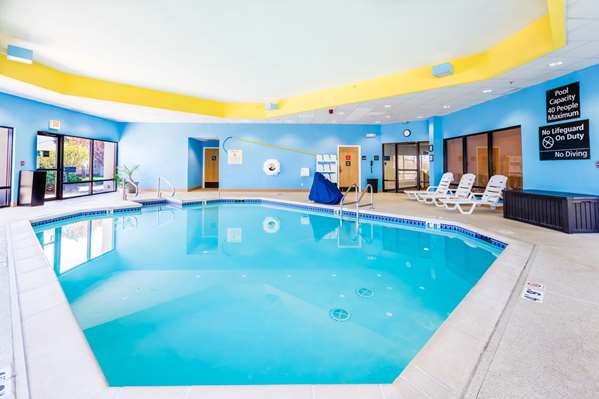 Pool - Hampton Inn St Charles - I-70, Exit 225