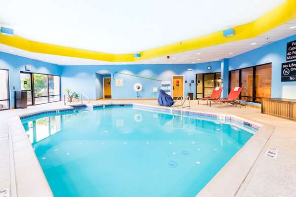 Pool - Hampton Inn St Charles - I-70, Exit 225