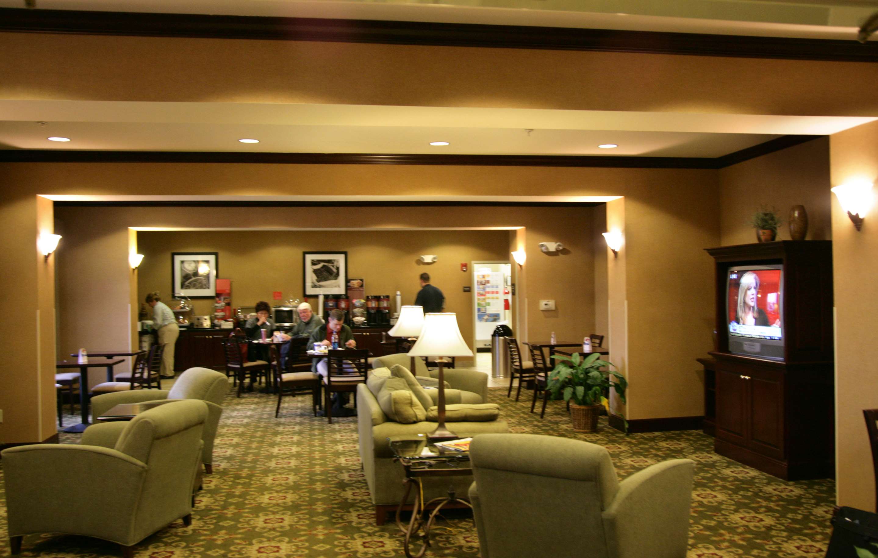 Restaurant | Hampton Inn Stow