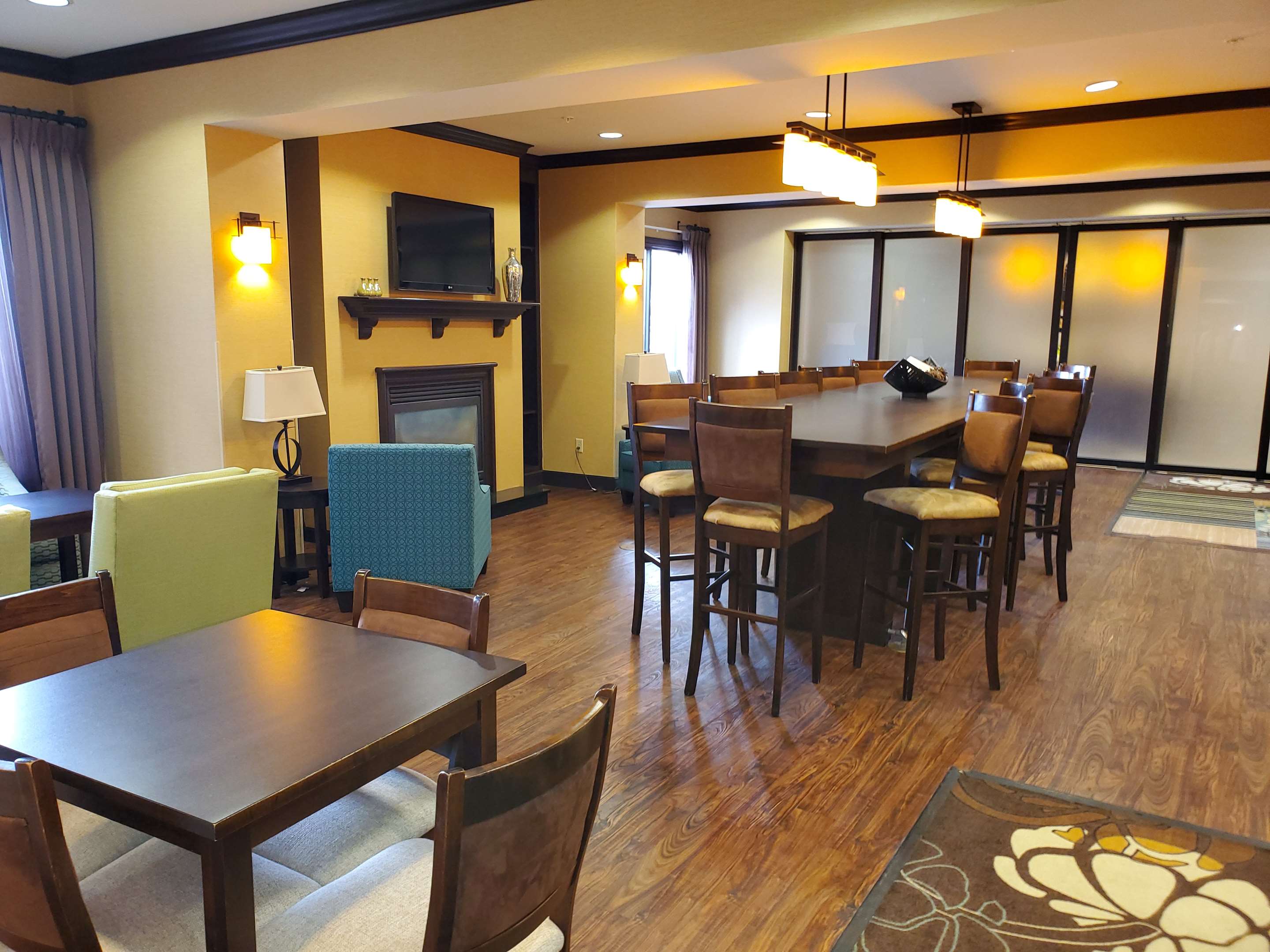 Lobby | Hampton Inn Stow
