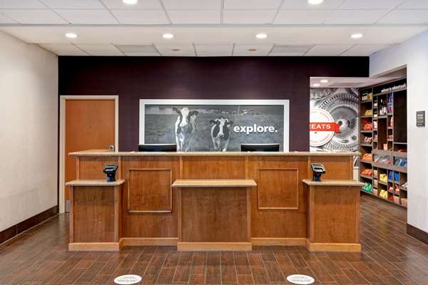  - Hampton Inn & Suites Rohnert Park
