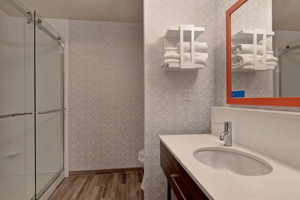  - Hampton Inn & Suites Rohnert Park