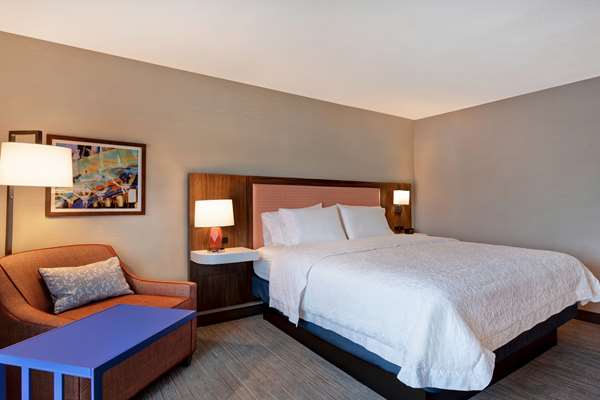  - Hampton Inn & Suites Rohnert Park