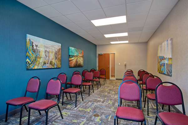  - Hampton Inn & Suites Rohnert Park