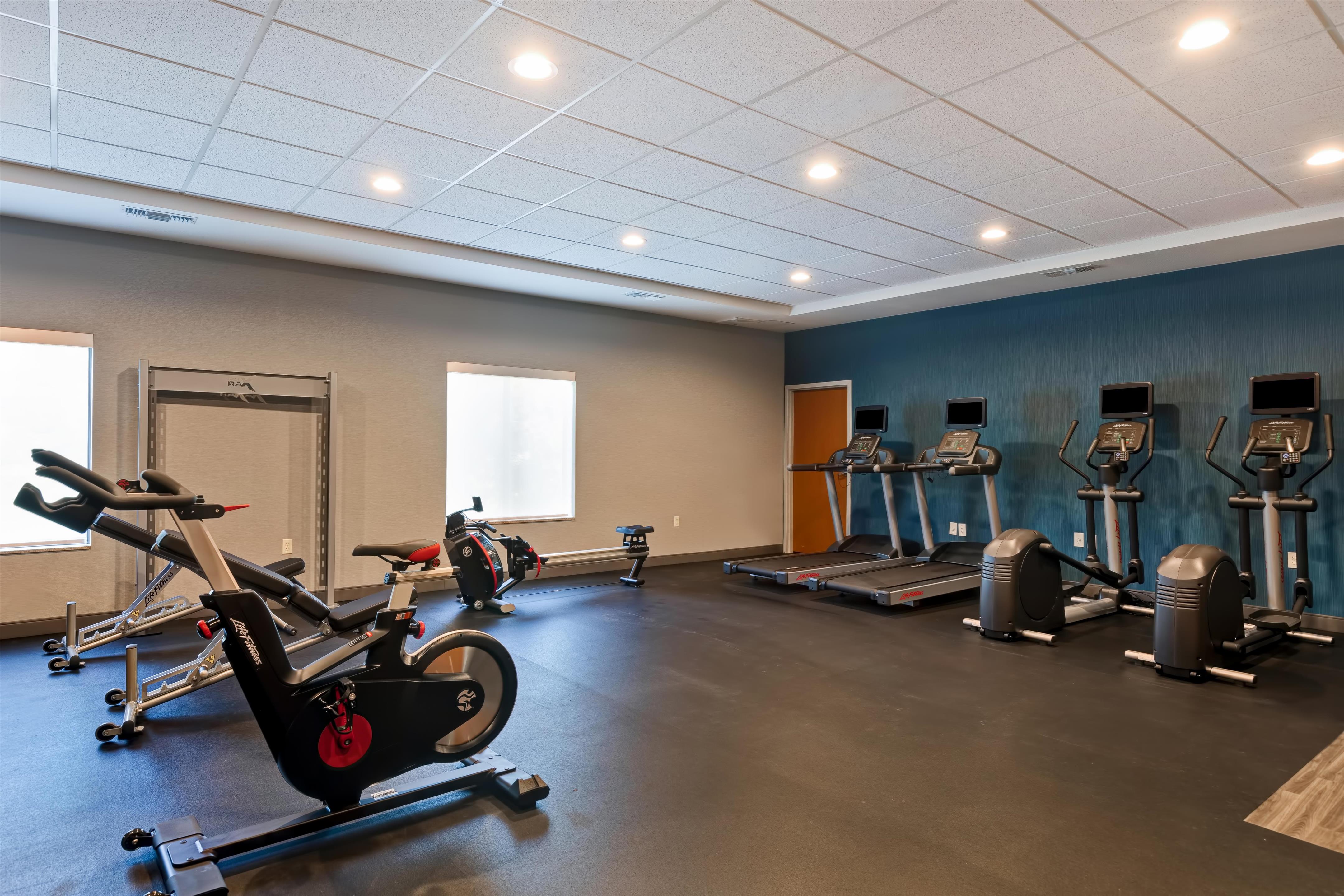 Health club fitness center gym | Hampton Inn & Suites Rohnert Park - Sonoma County