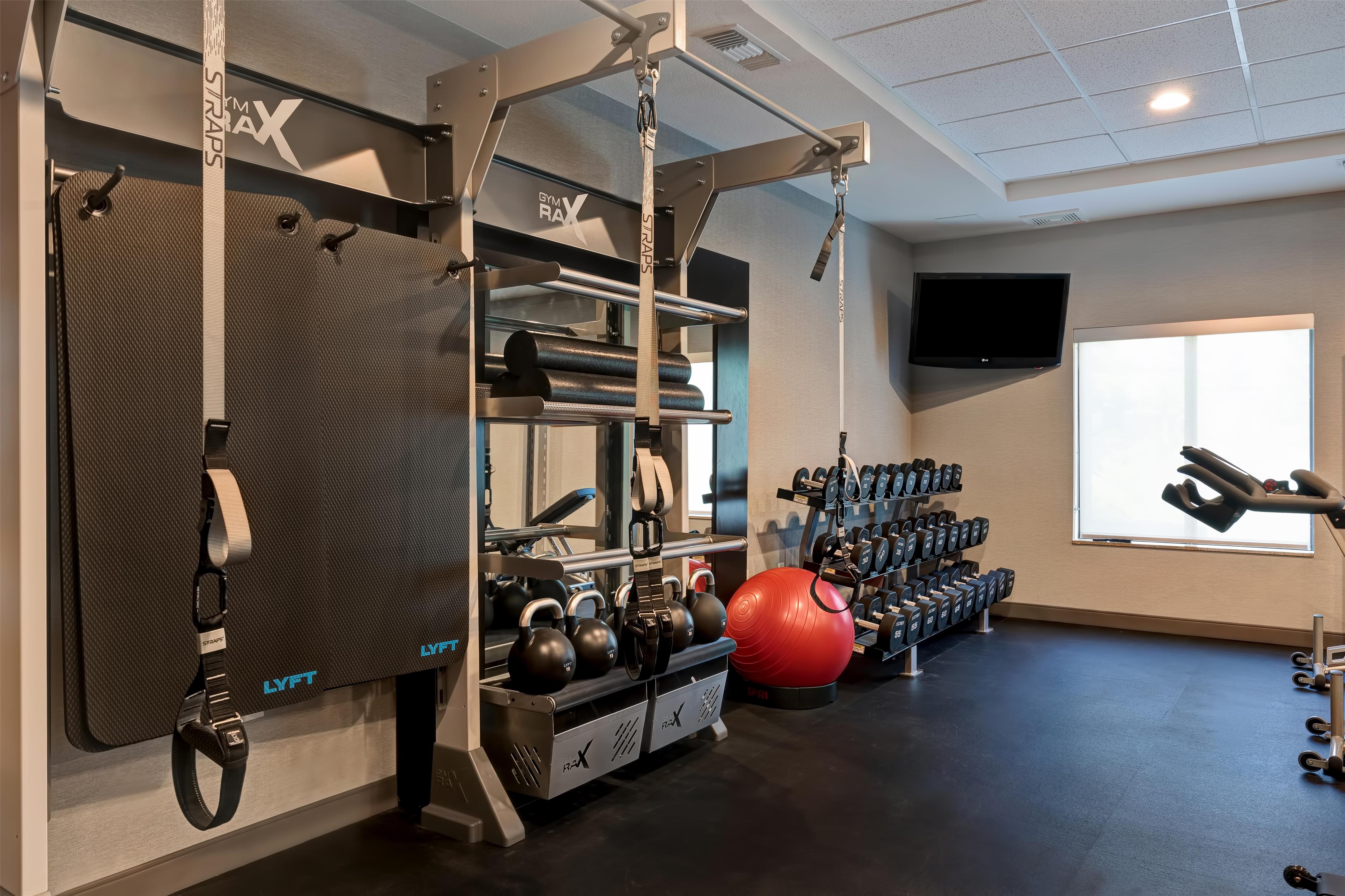 Health club fitness center gym | Hampton Inn & Suites Rohnert Park - Sonoma County