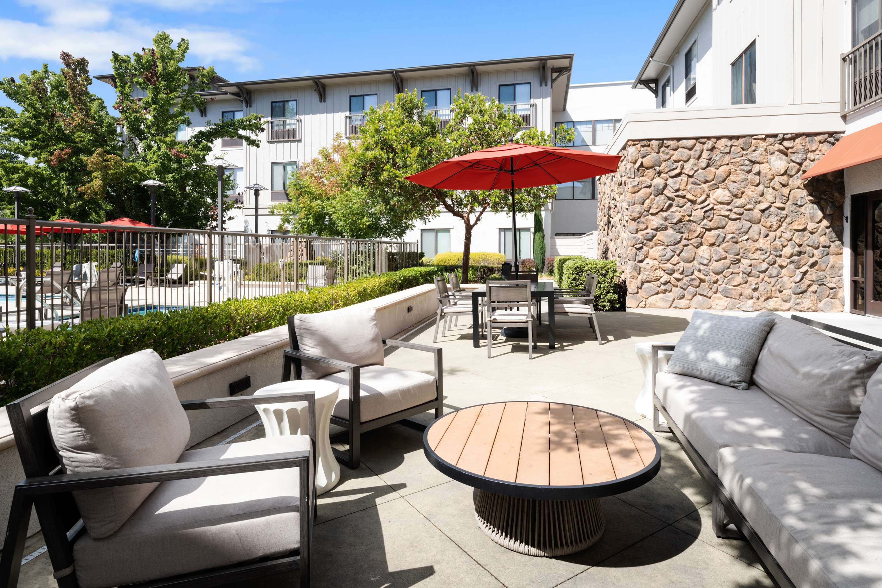 Exterior | Hampton Inn & Suites Windsor - Sonoma Wine Country