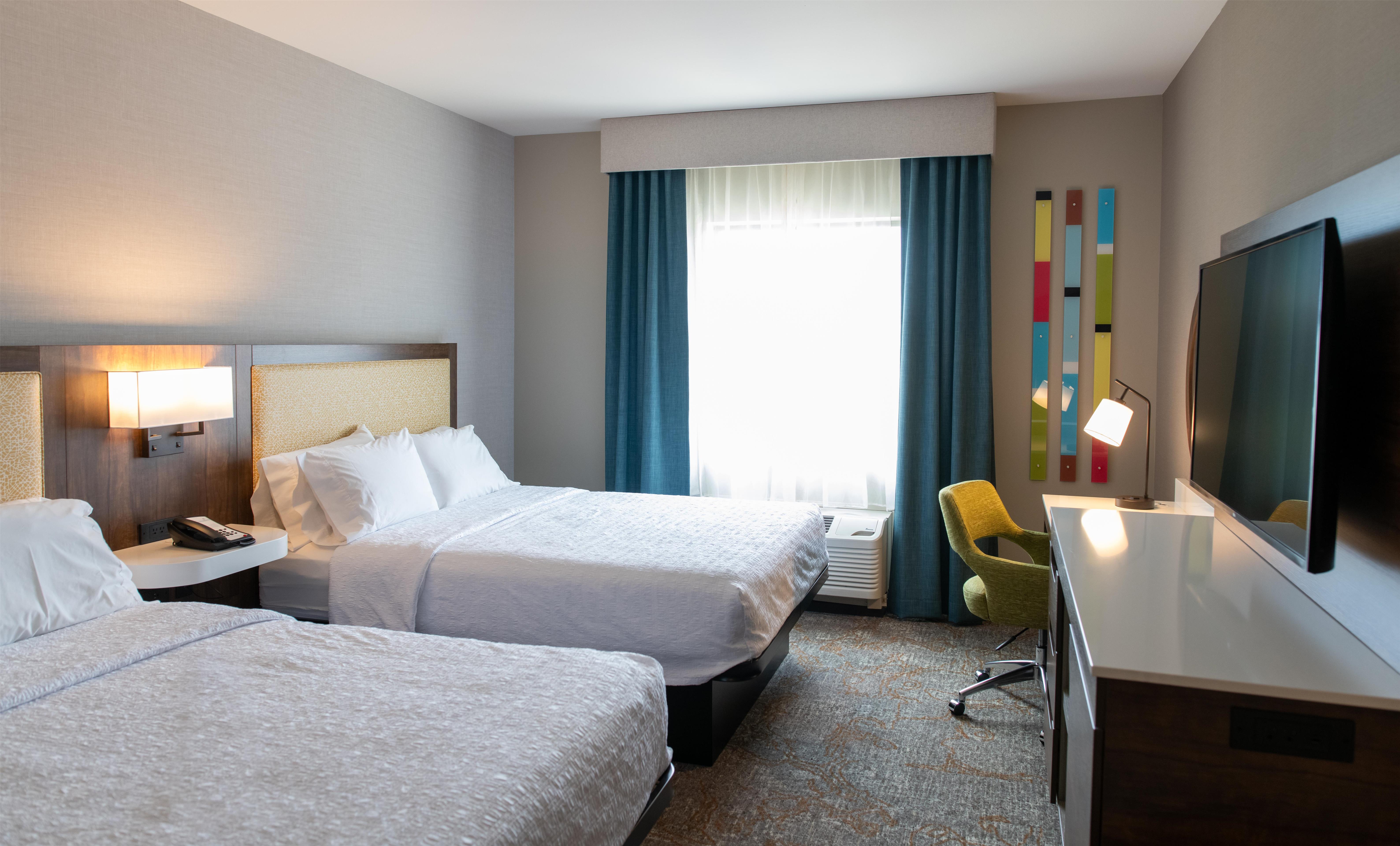 Hampton Inn by Hilton Orange City Room Type - 2 QUEENS W FRIDGE NOSMOK