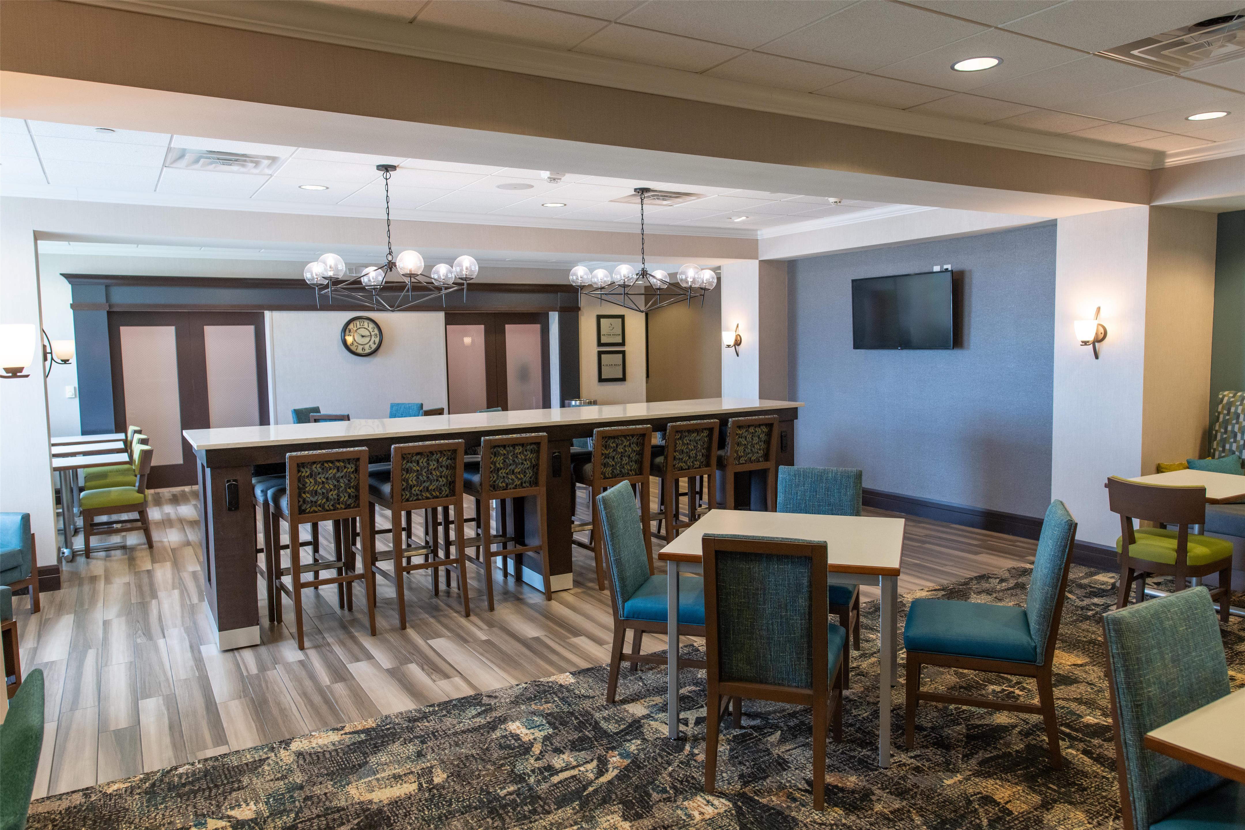 Lobby | Hampton Inn Orange City
