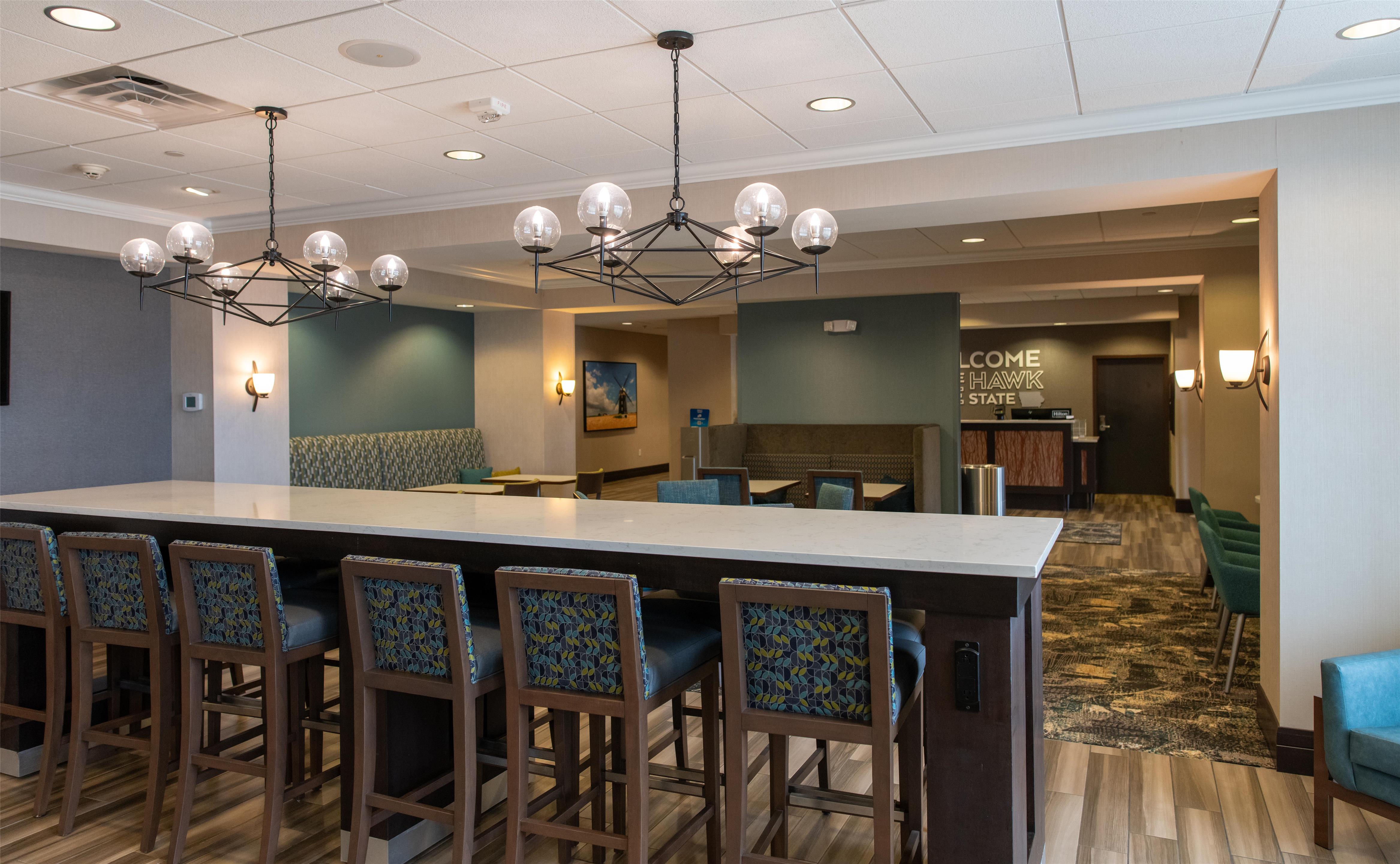 Lobby | Hampton Inn Orange City
