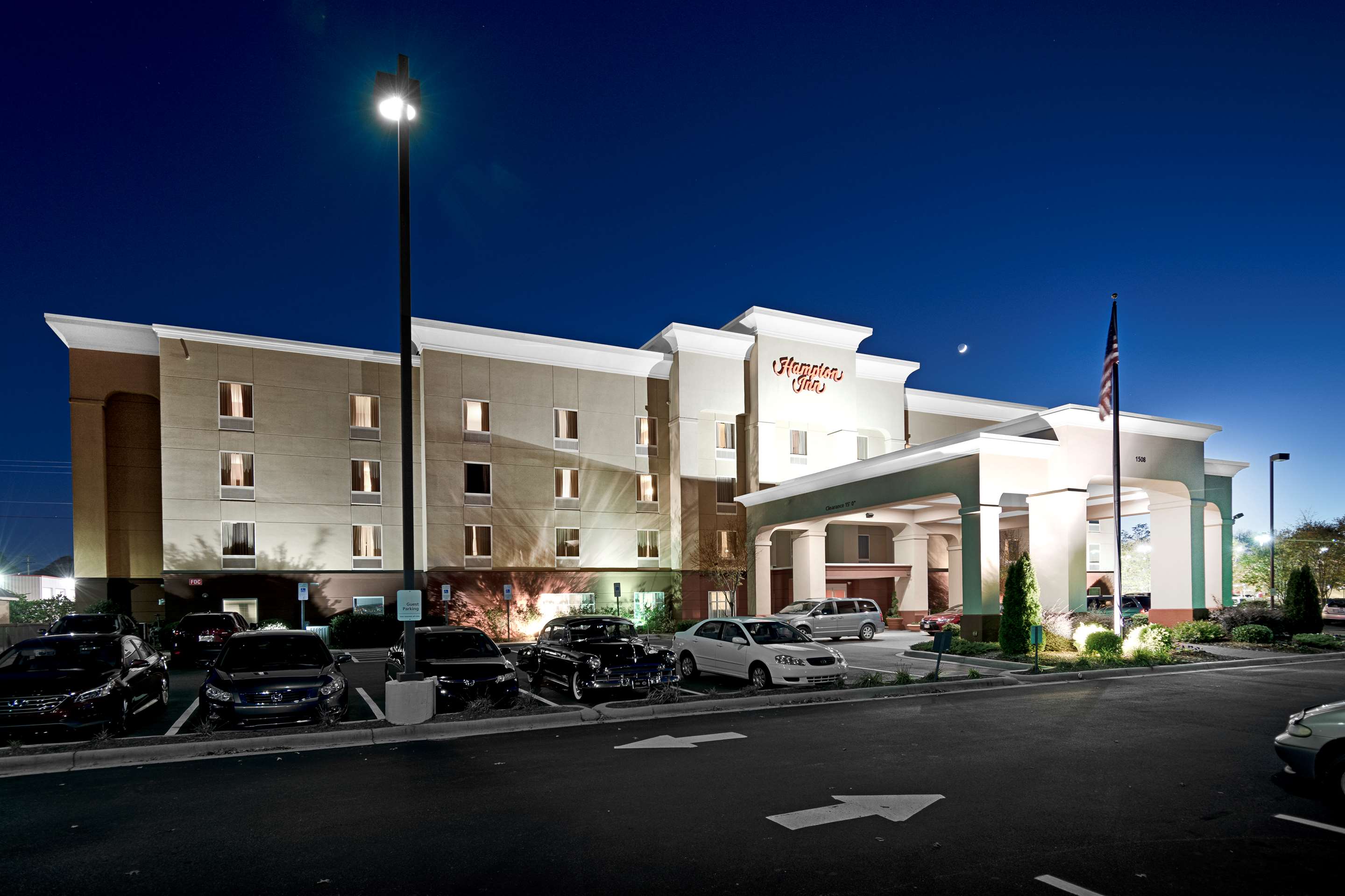 Exterior | Hampton Inn Statesville