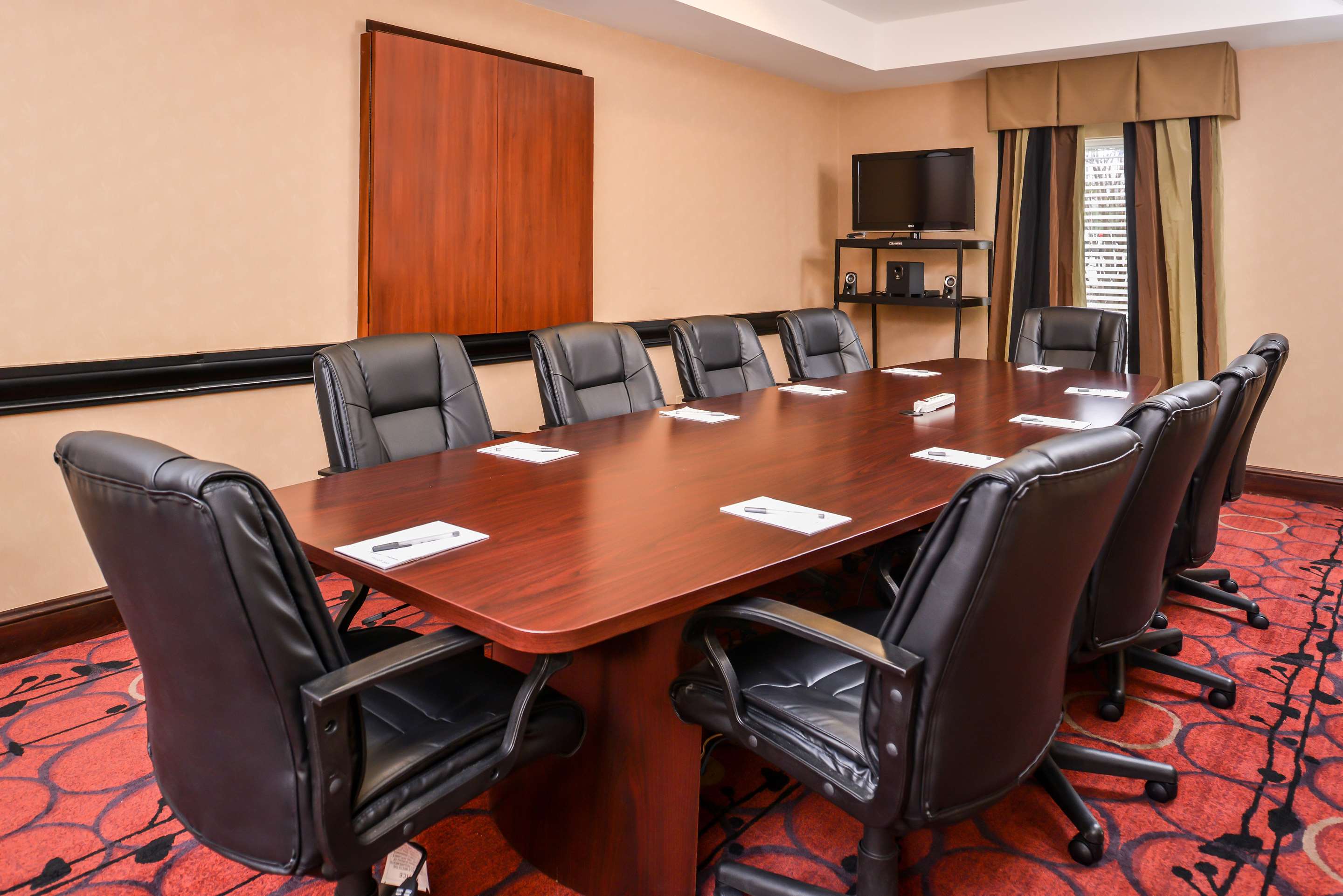 Meeting Room | Hampton Inn Statesville