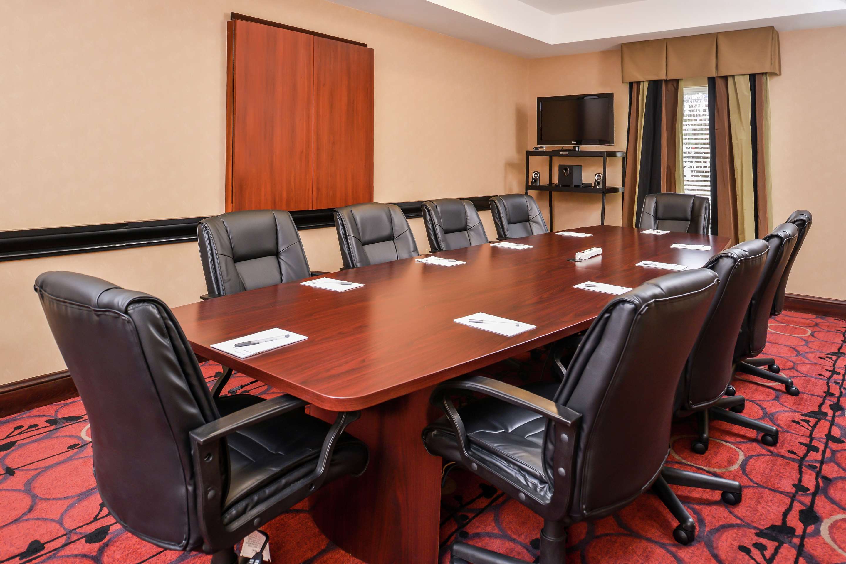 Meeting Room | Hampton Inn Statesville