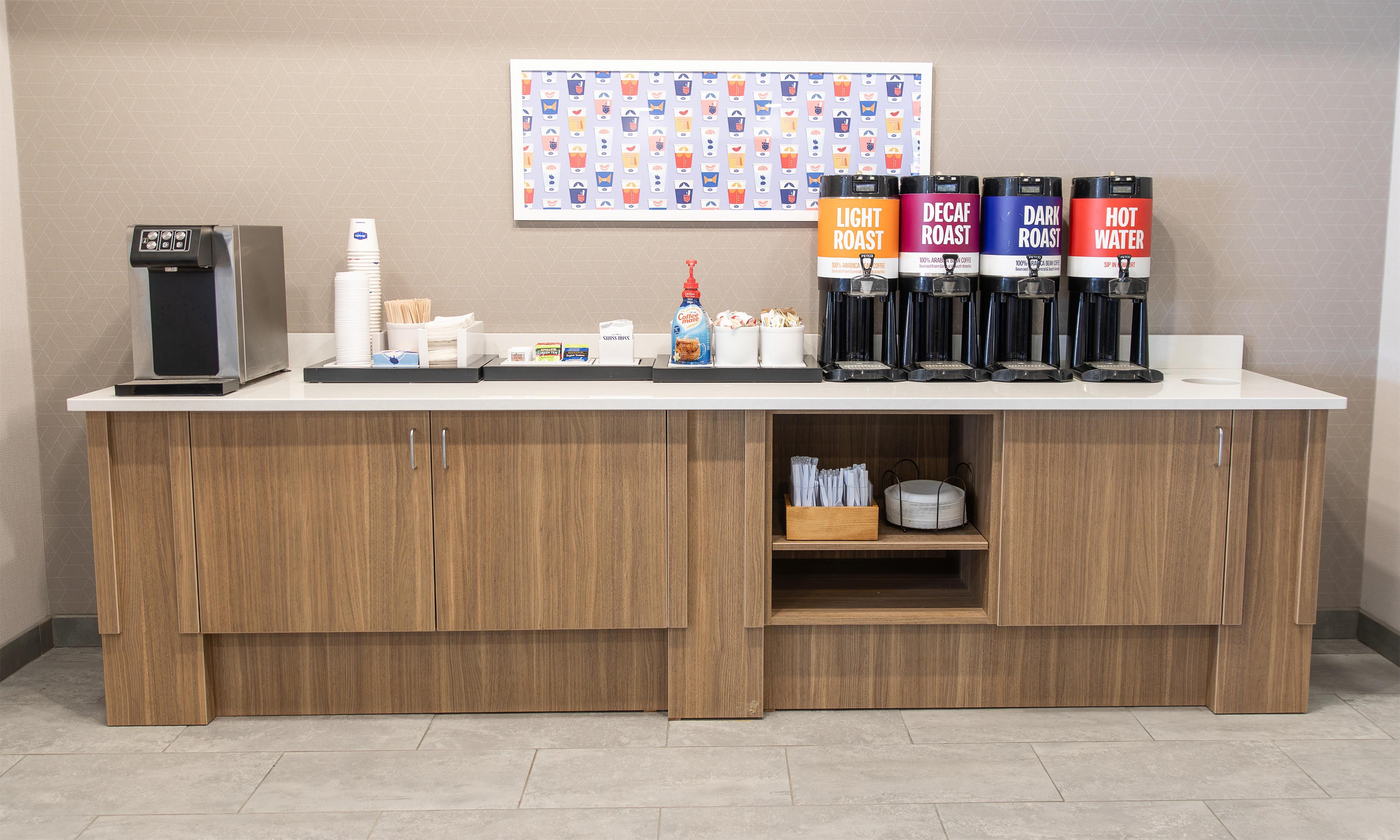 Lobby | Hampton Inn Shrewsbury
