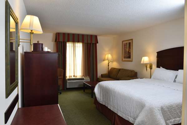  - Hampton Inn Stony Creek - I-95, Exit 33
