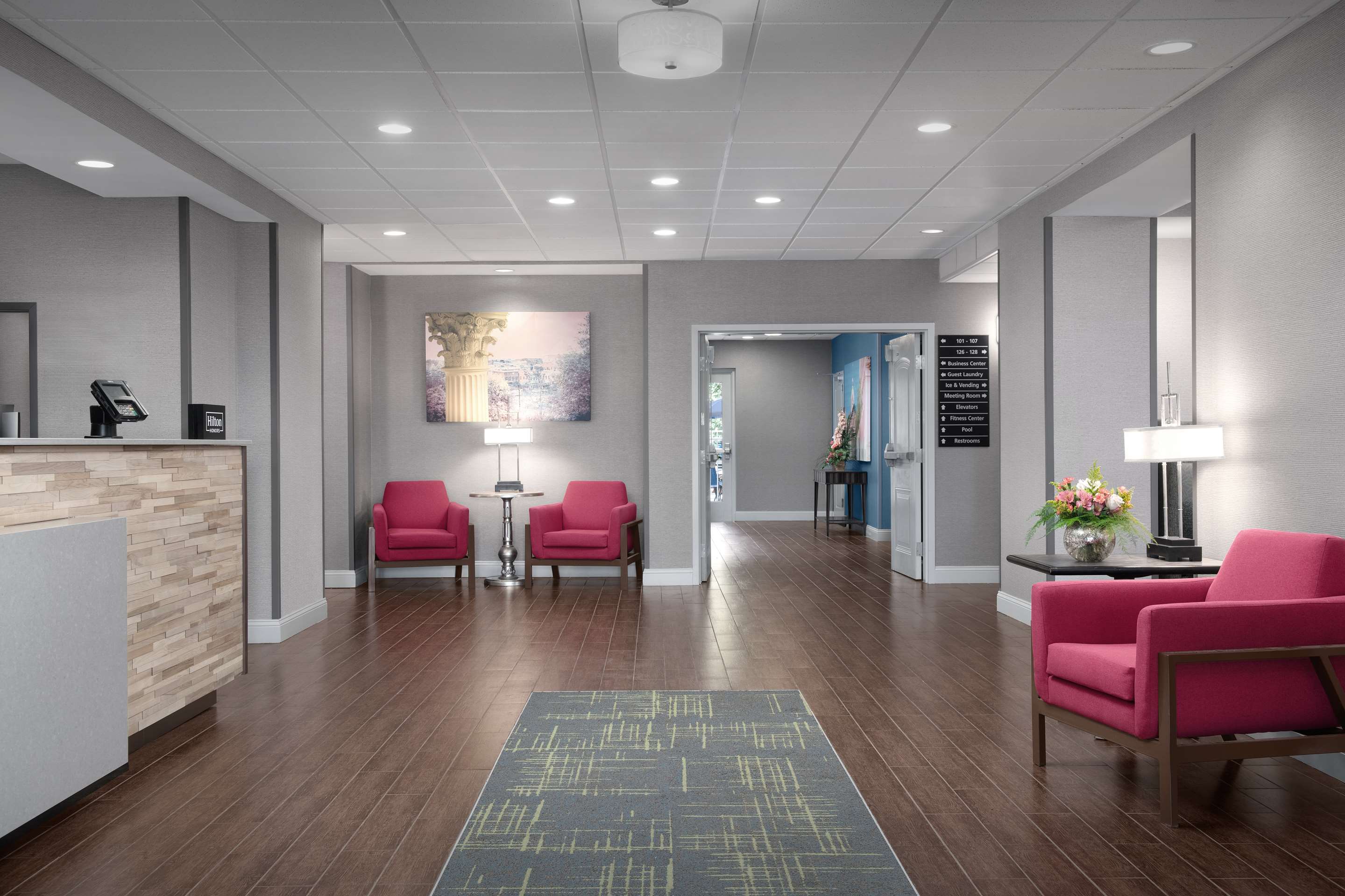 Lobby | Hampton Inn Statesboro