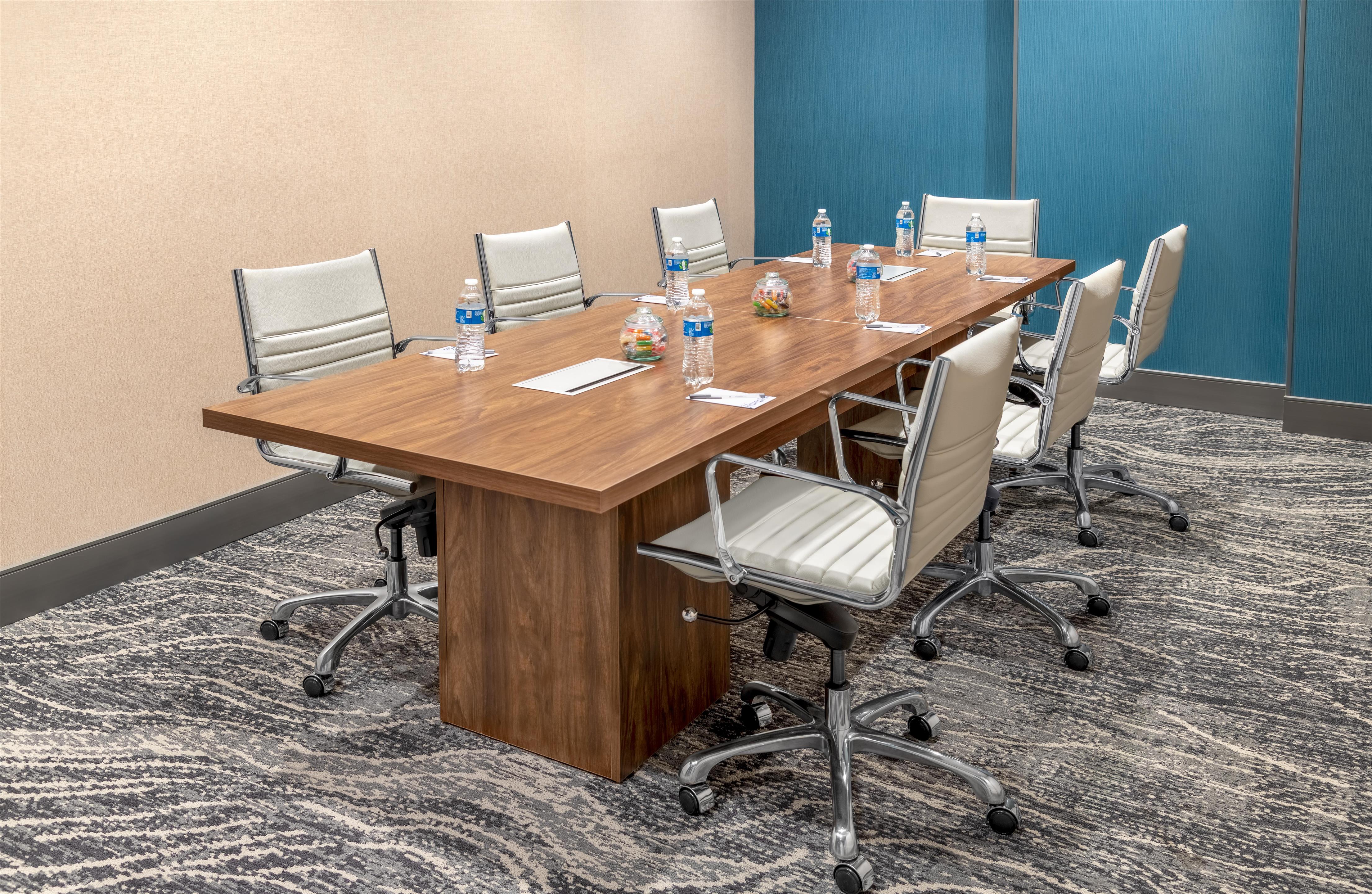 Meeting Room | Hampton Inn & Suites Tacoma/Puyallup