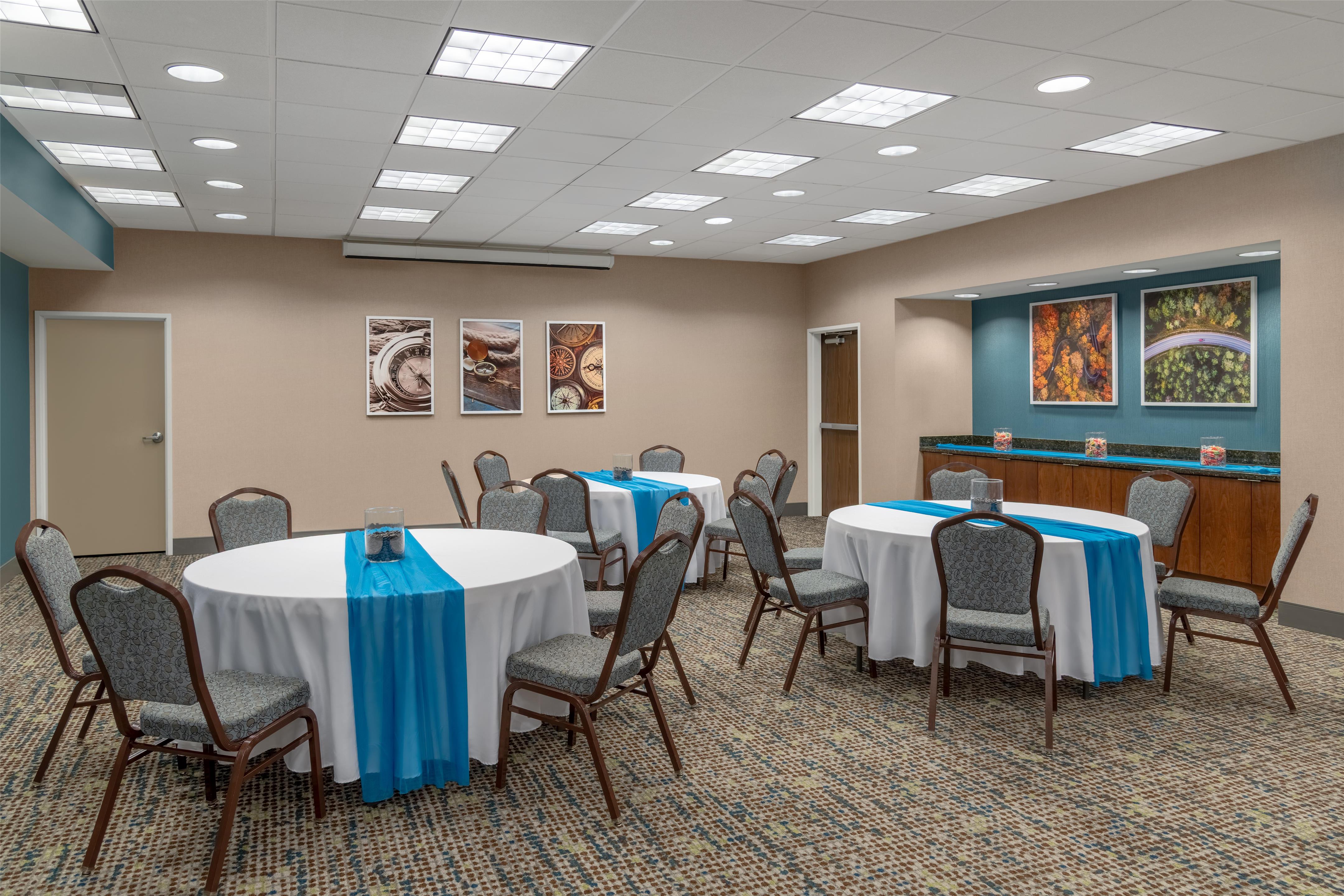 Meeting Room | Hampton Inn & Suites Tacoma/Puyallup