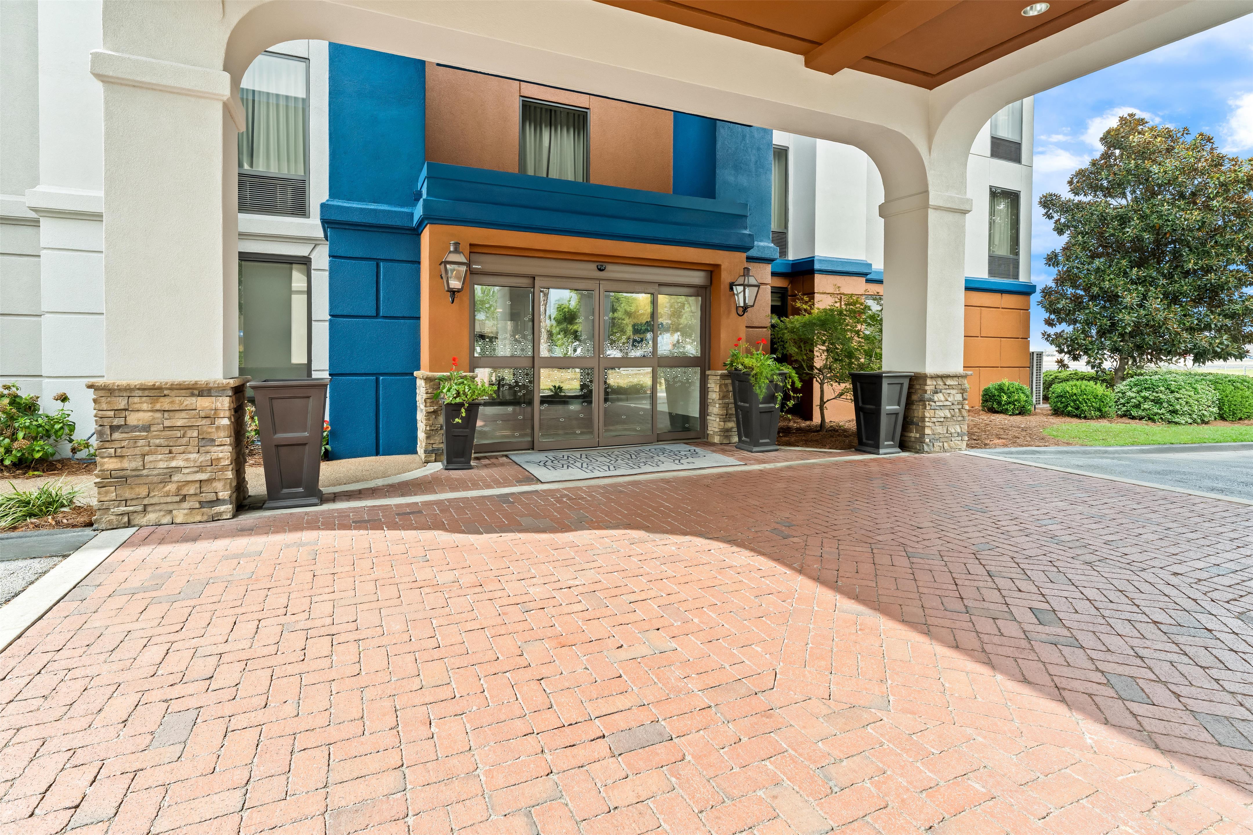 Exterior | Hampton Inn & Suites Tifton