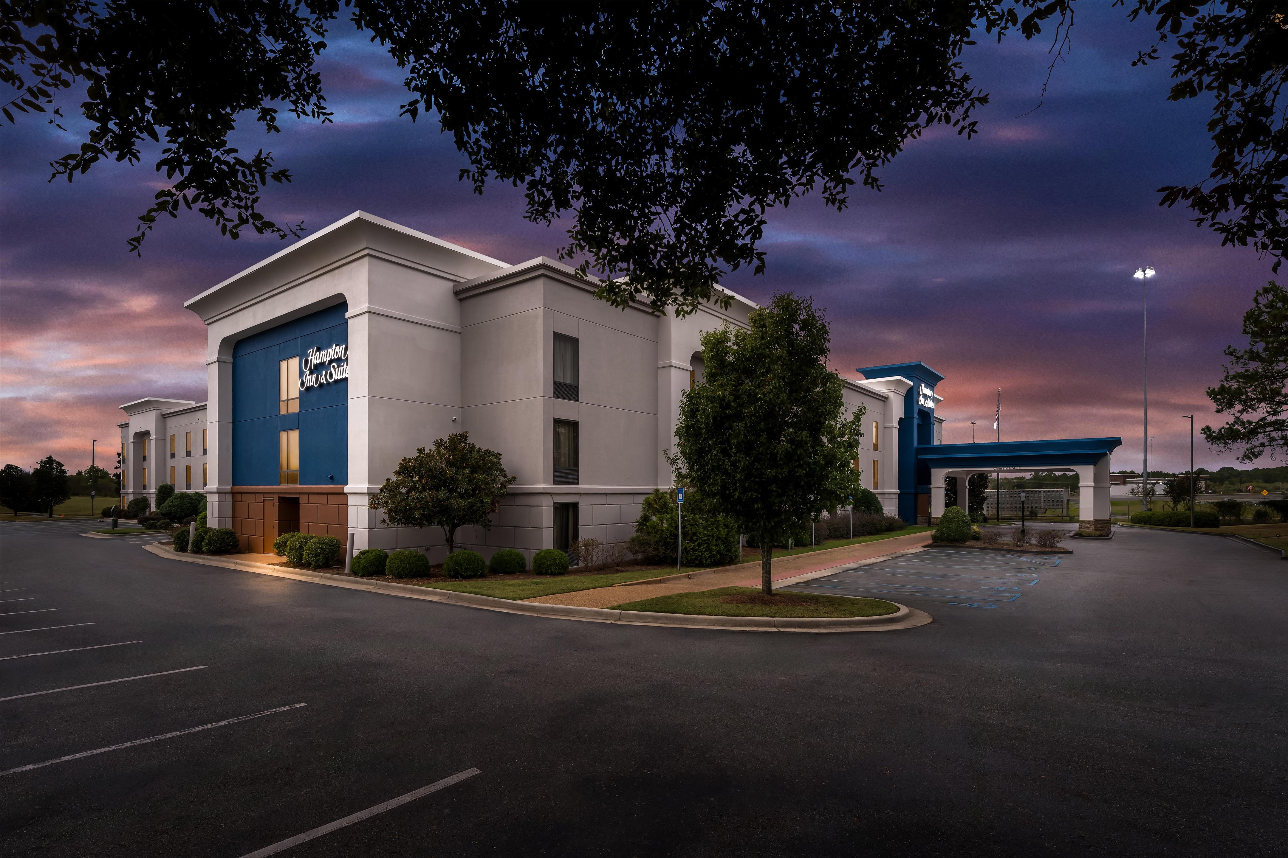 Exterior | Hampton Inn & Suites Tifton