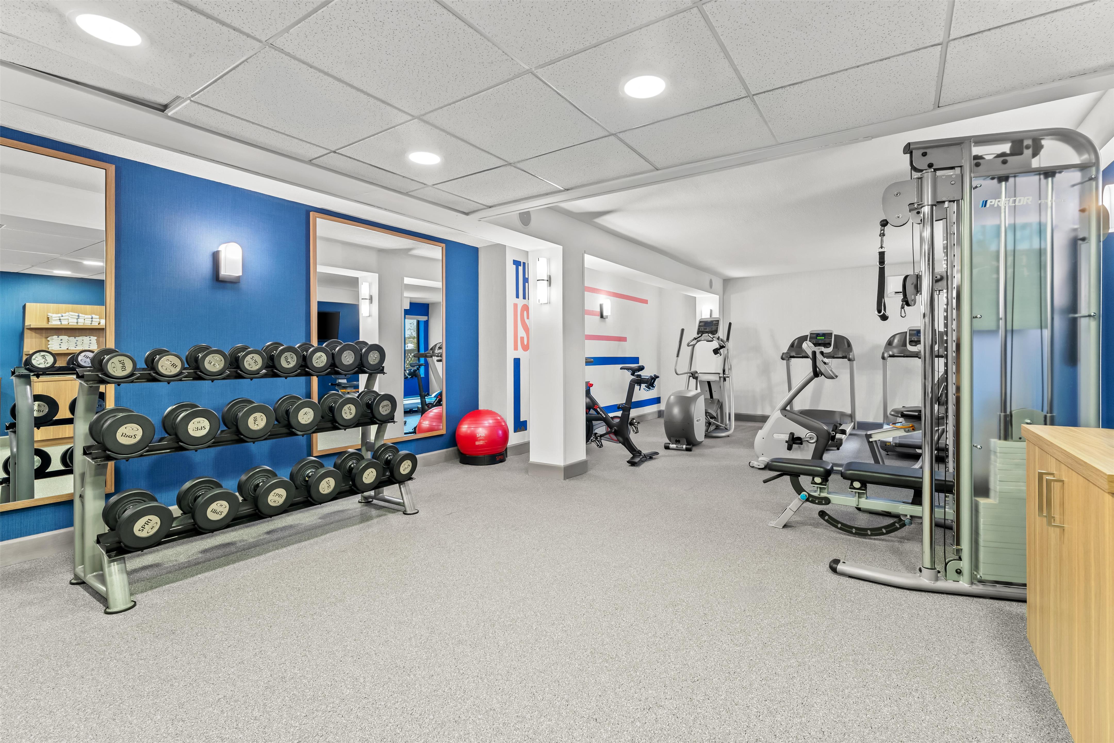 Health club fitness center gym | Hampton Inn & Suites Tifton