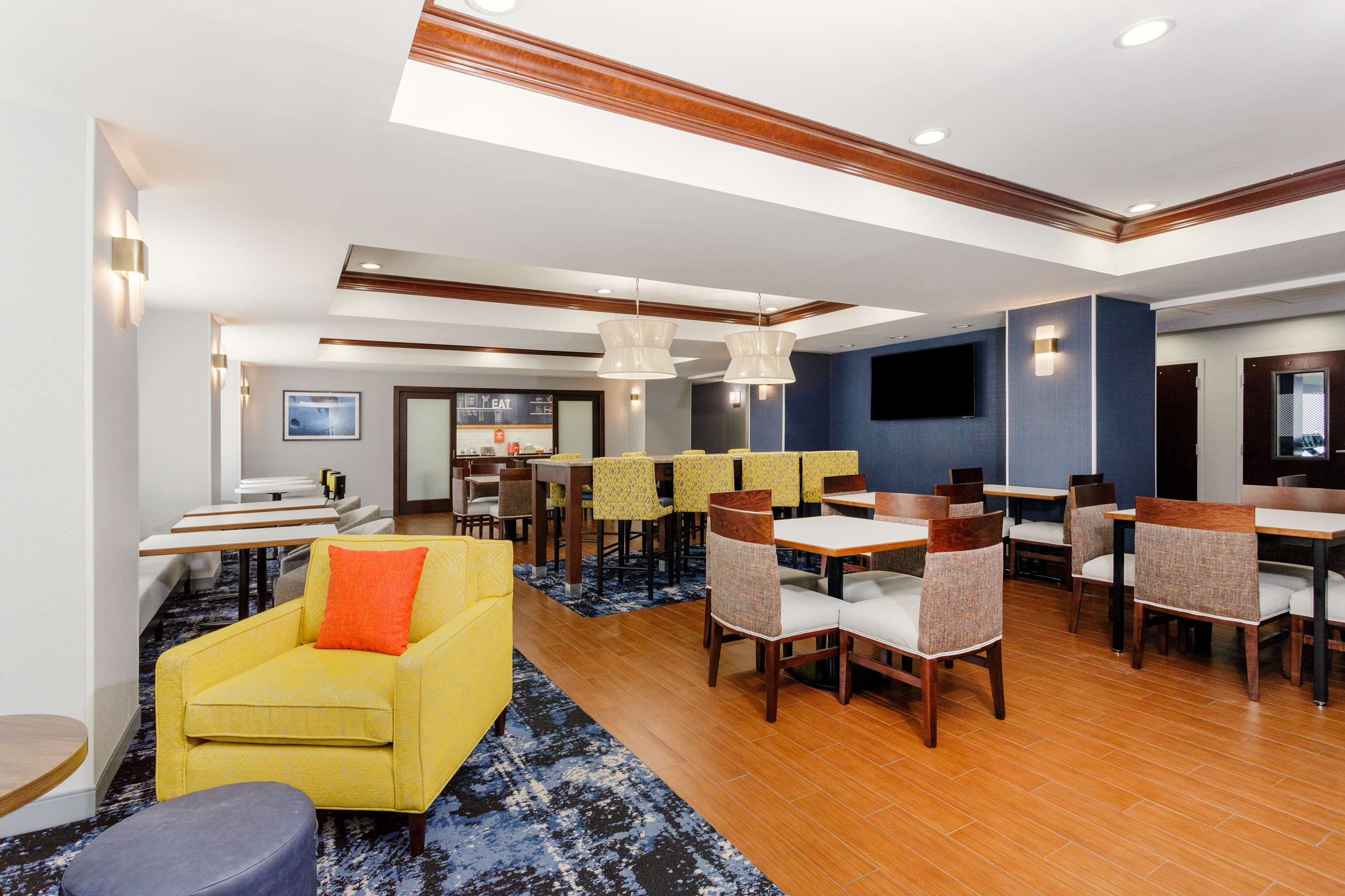 Lobby | Hampton Inn Titusville/I-95 Kennedy Space Center