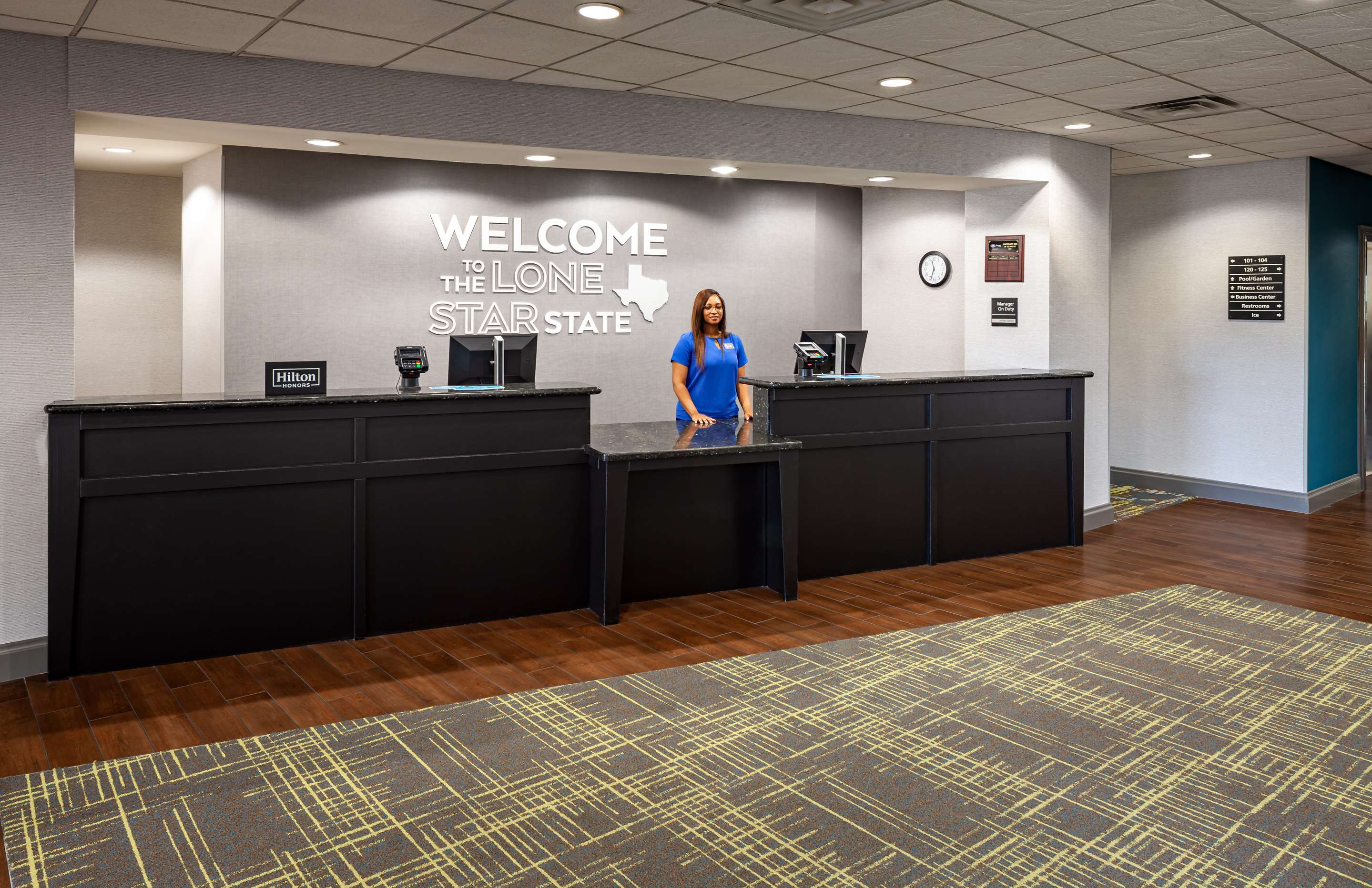 Reception | Hampton Inn & Suites Texarkana