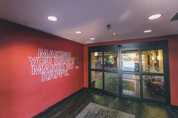 Exterior view - Hampton Inn Central Tallahassee