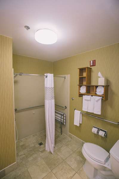  - Hampton Inn Central Tallahassee