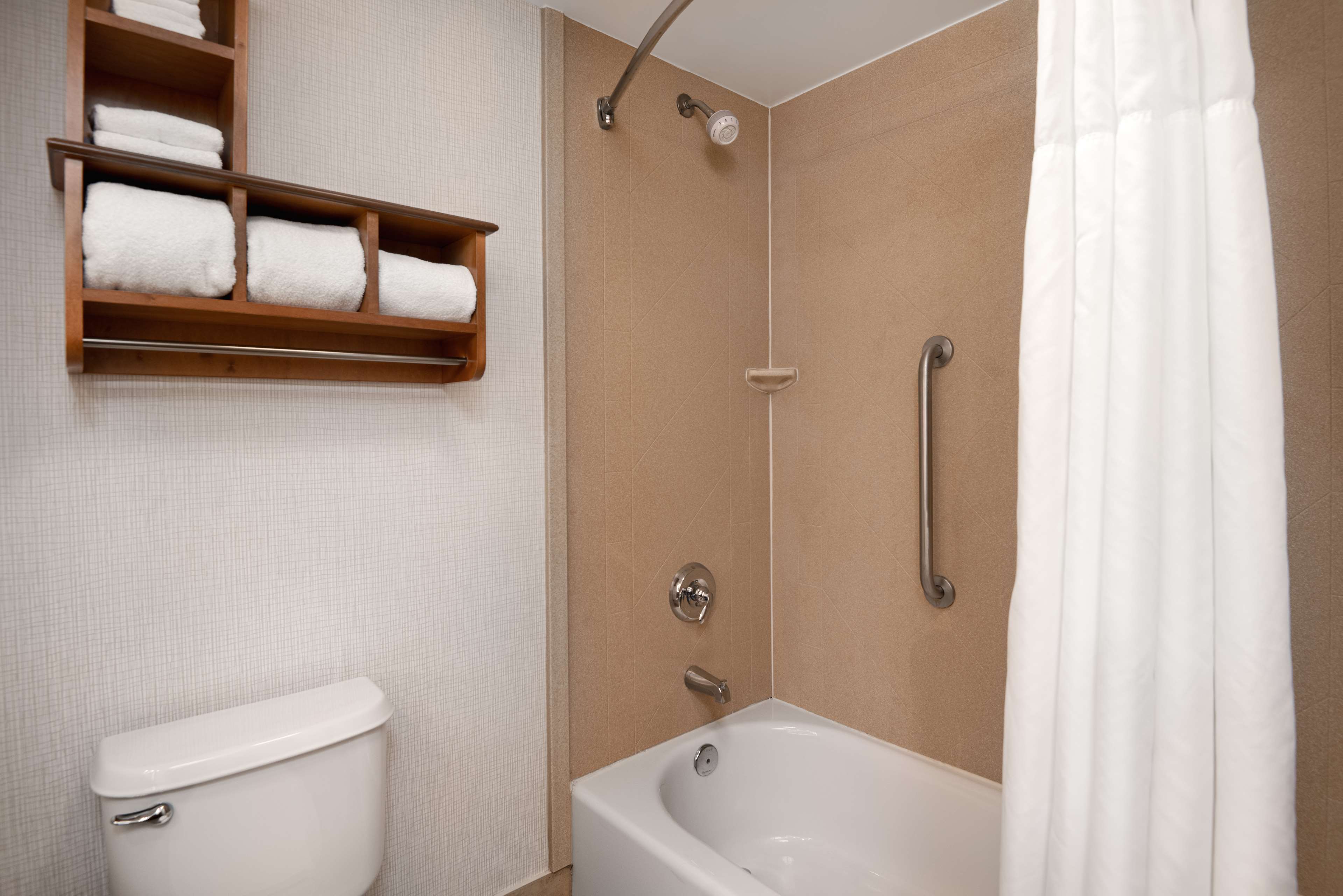 Hampton Inn Tallahassee-Central Room Type - 1 KNG HEARING ACC NOSMOK