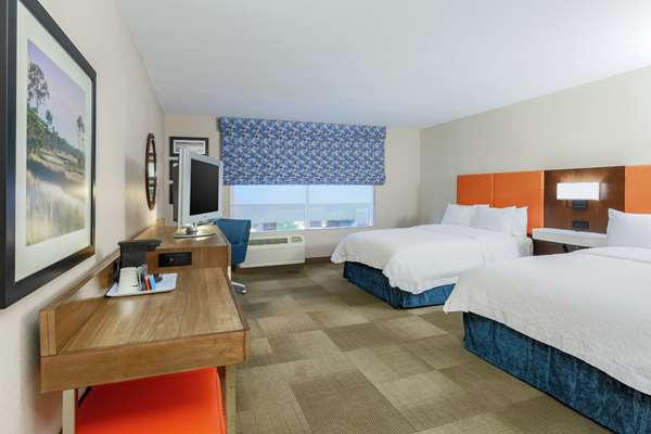  - Hampton Inn & Suites Tallahassee - I-10, Exit 203
