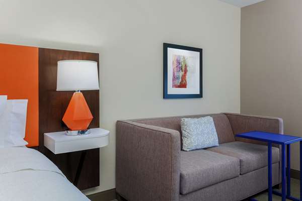  - Hampton Inn & Suites Tallahassee - I-10, Exit 203