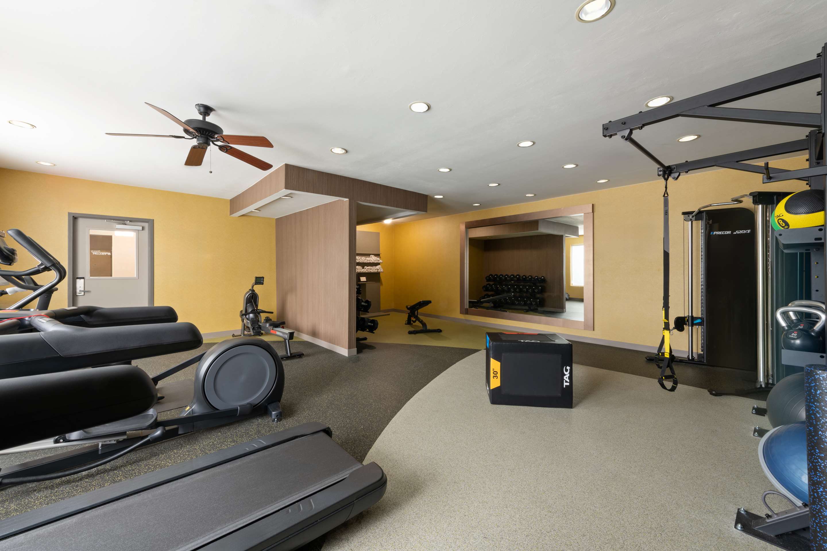 Health club fitness center gym | Hilton Garden Inn Tallahassee