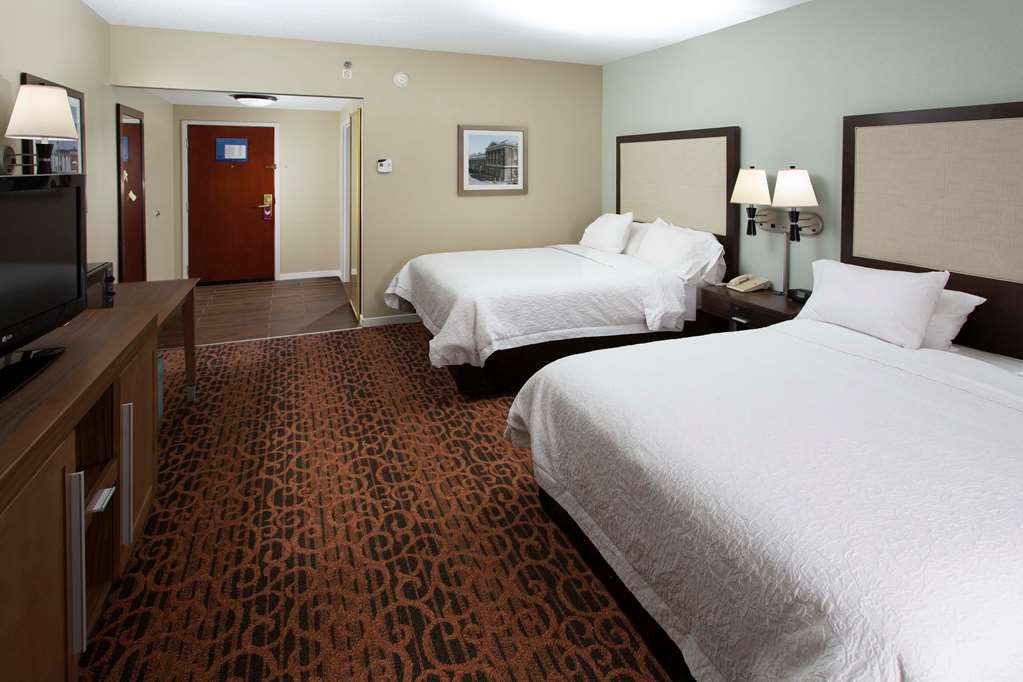Hampton Inn by Hilton Troy - Tap to explore photos