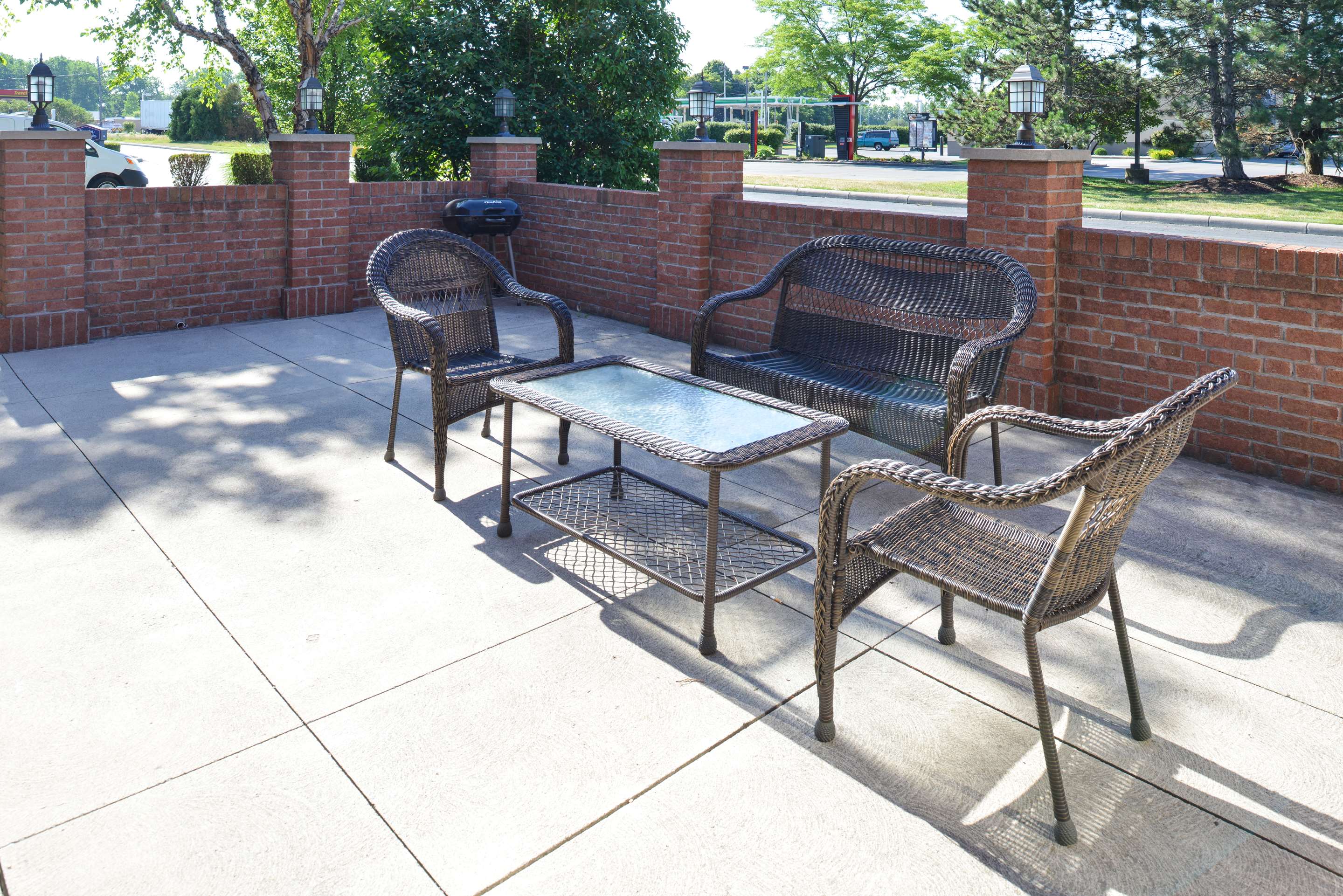 Exterior | Hampton Inn & Suites Toledo-North