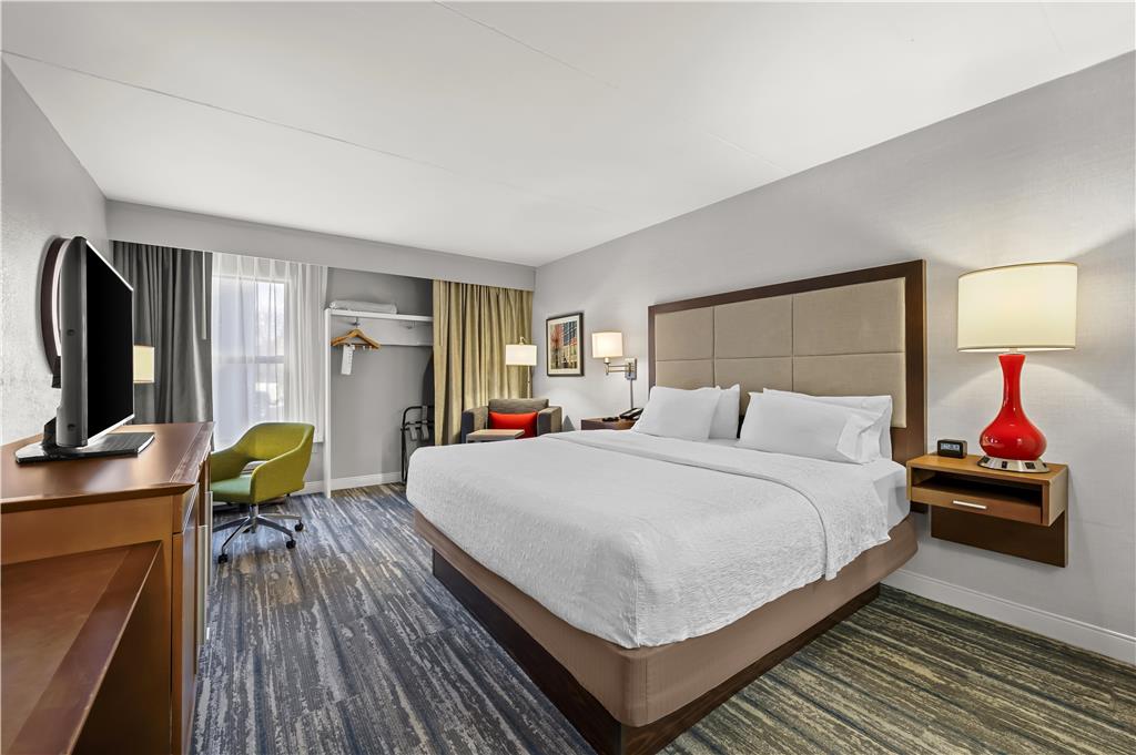 Hampton Inn Toledo South/Maumee-guestroom-Guest Room,On-Site.jpg
