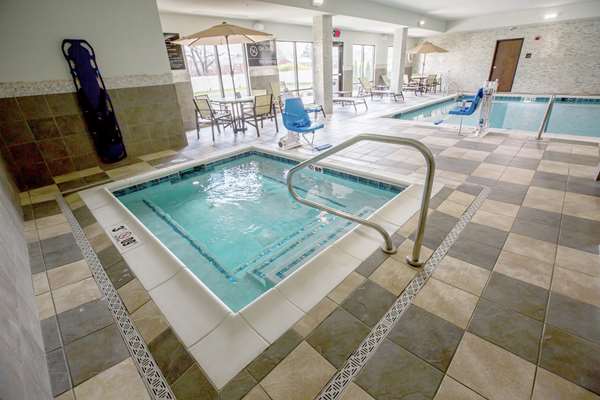 Pool - Hampton Inn & Suites Westgate Toledo - I-475, Exit 17